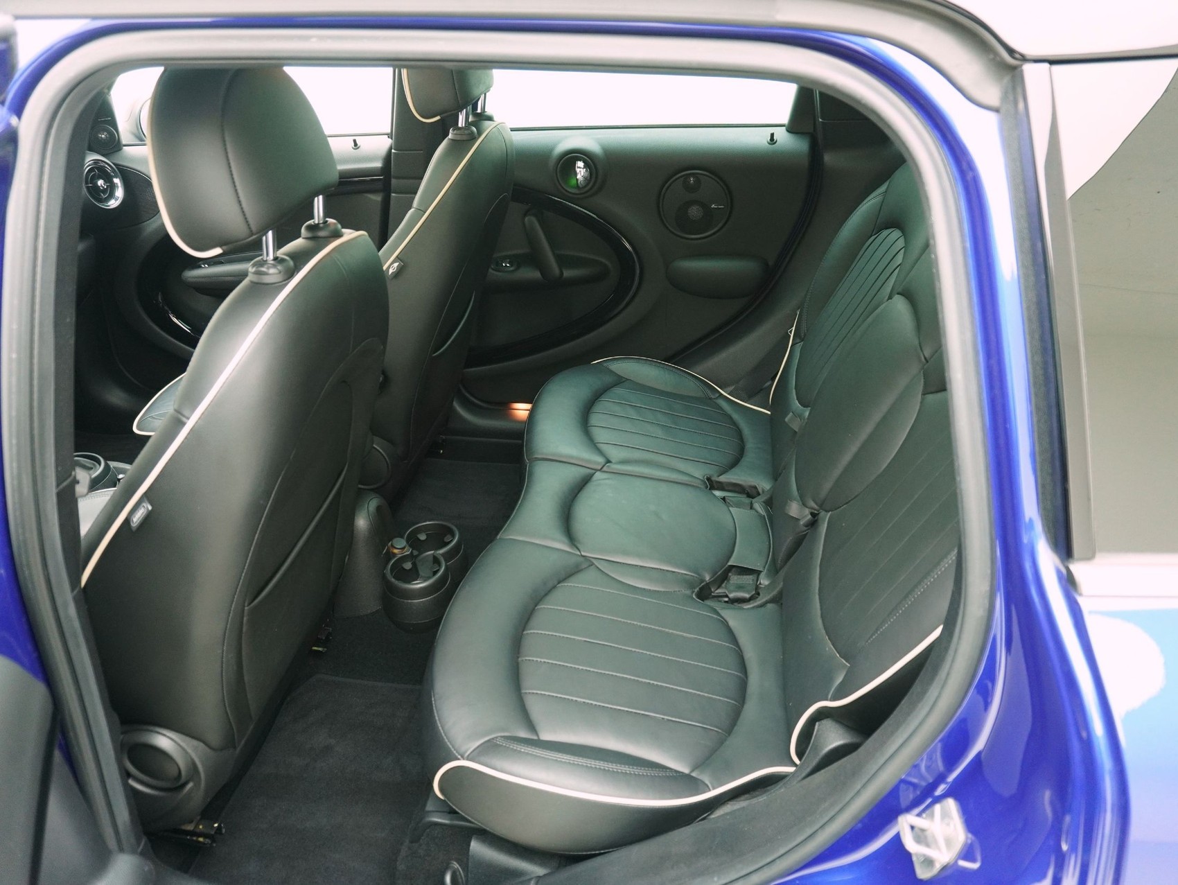 MINI Countryman R60 1.6i John Cooper Works-image-11