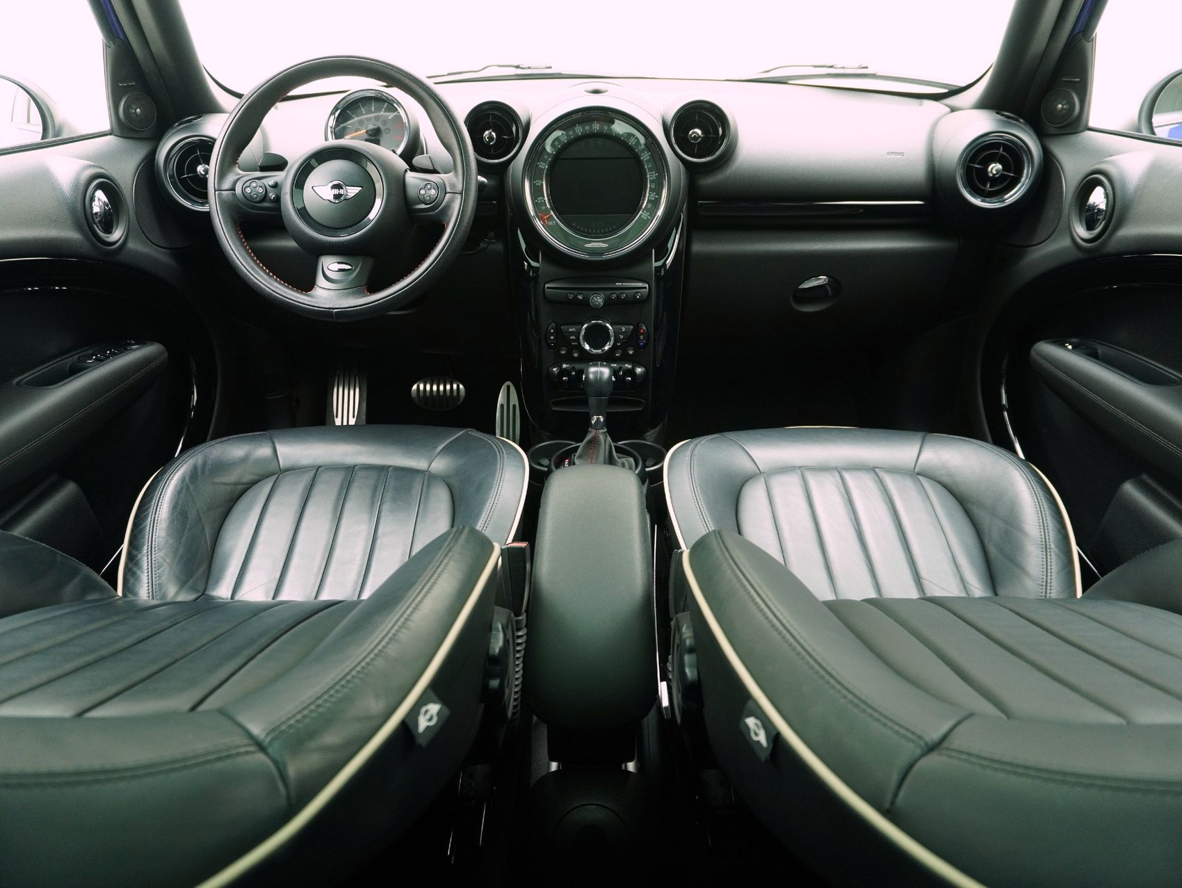 MINI Countryman R60 1.6i John Cooper Works-image-13