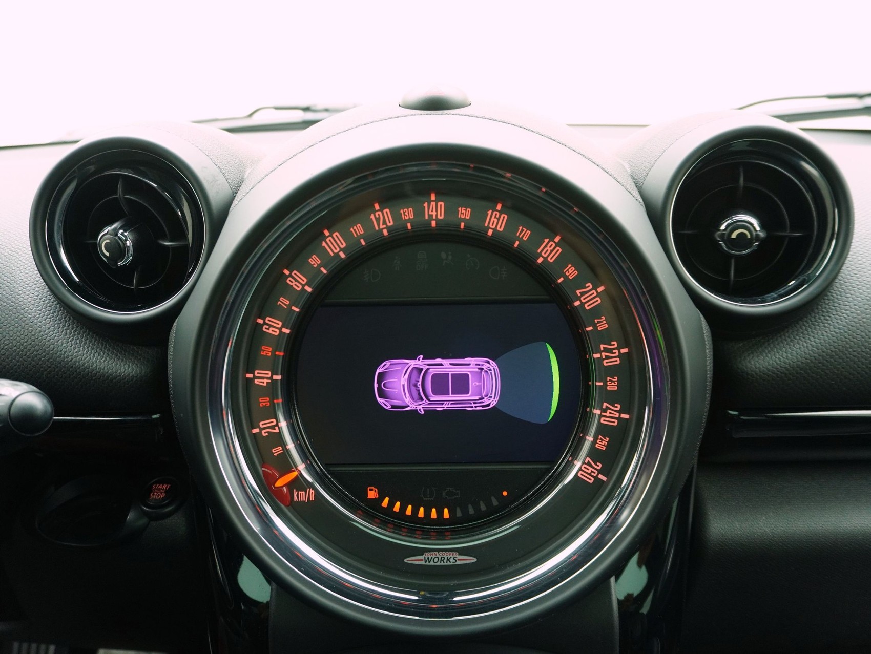 MINI Countryman R60 1.6i John Cooper Works-image-18