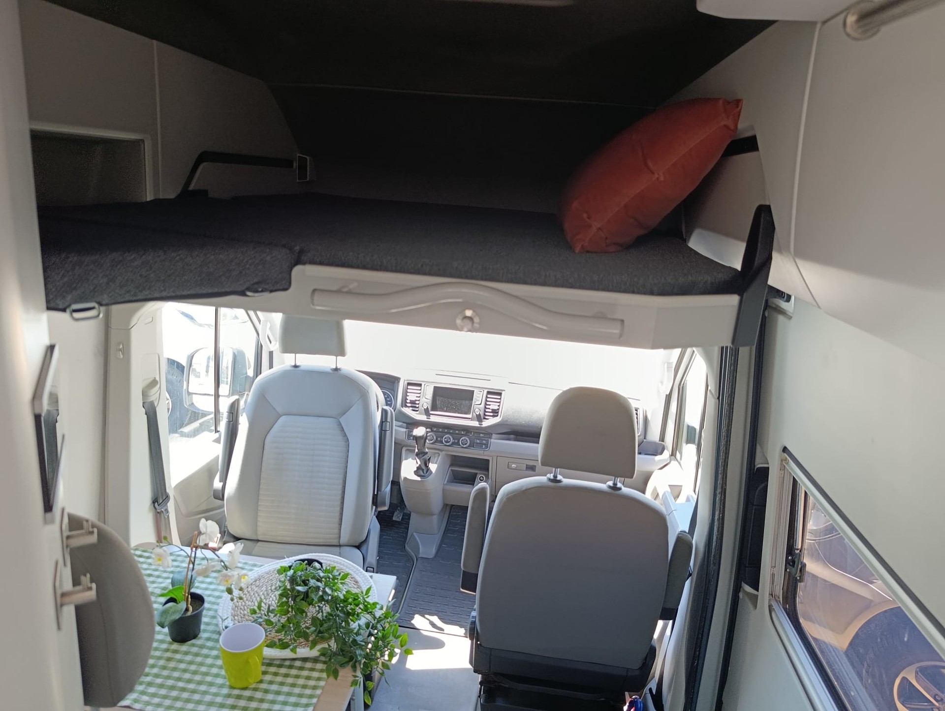 VW Crafter Grand California 600 ***Alltagstaugliches, echtes, vollwertiges Zuhause auf Rädern***-image-22