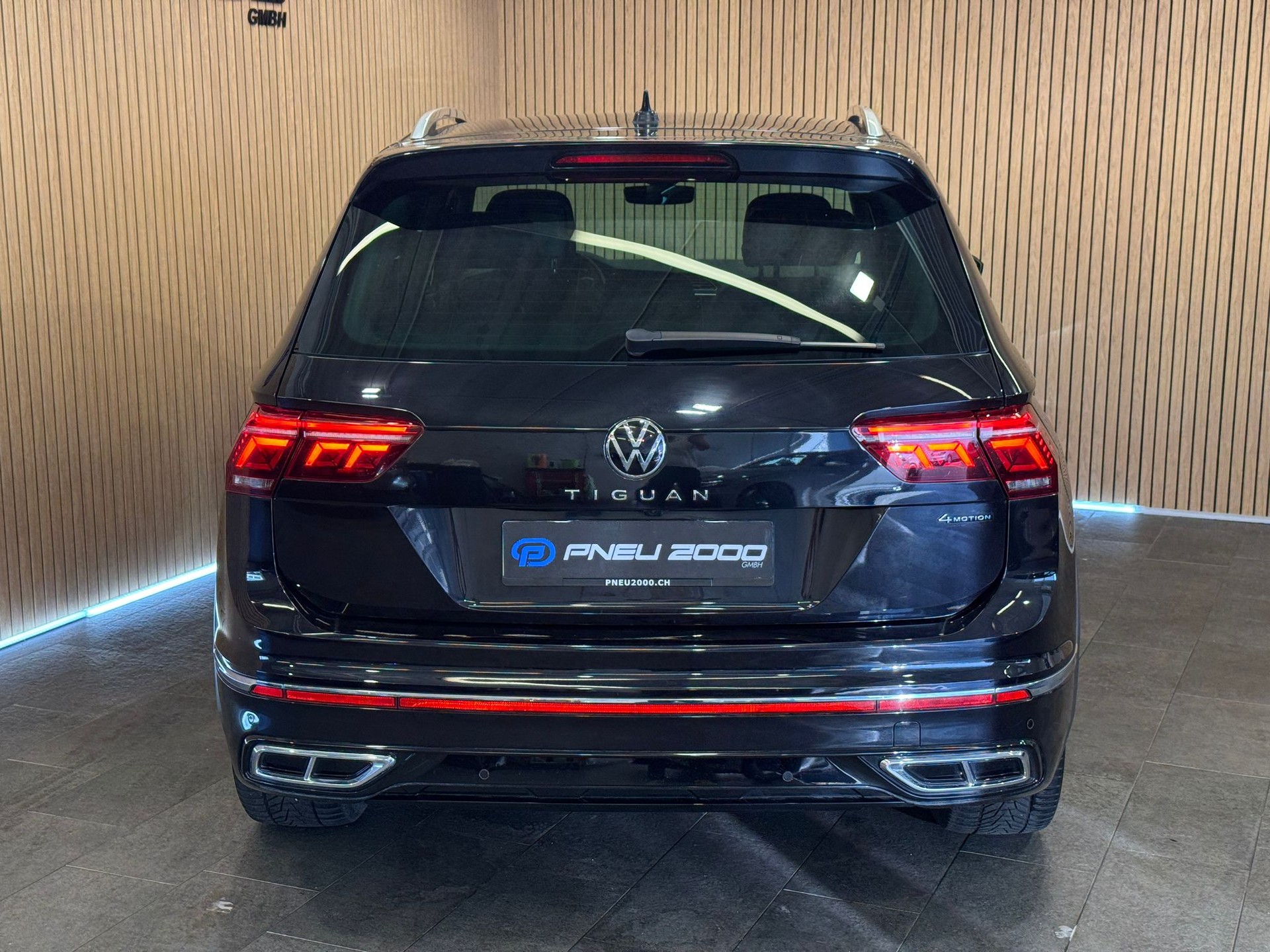 VW Tiguan 2.0 TDI SCR R-Line 4Motion DSG-image-5