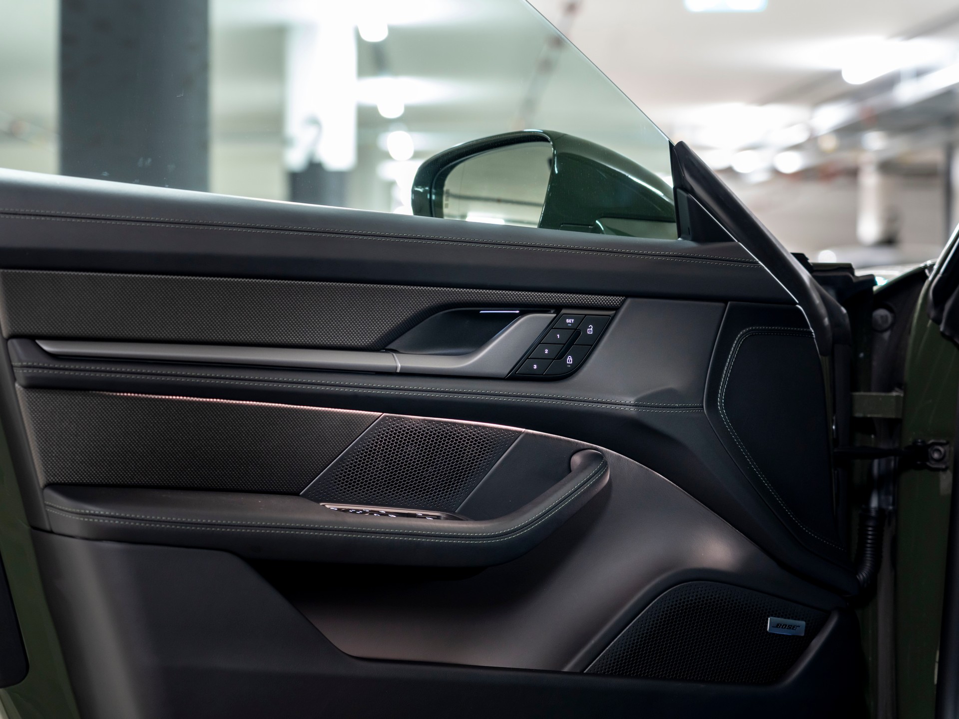 PORSCHE Taycan Sport Turismo GTS 104kWh-image-20