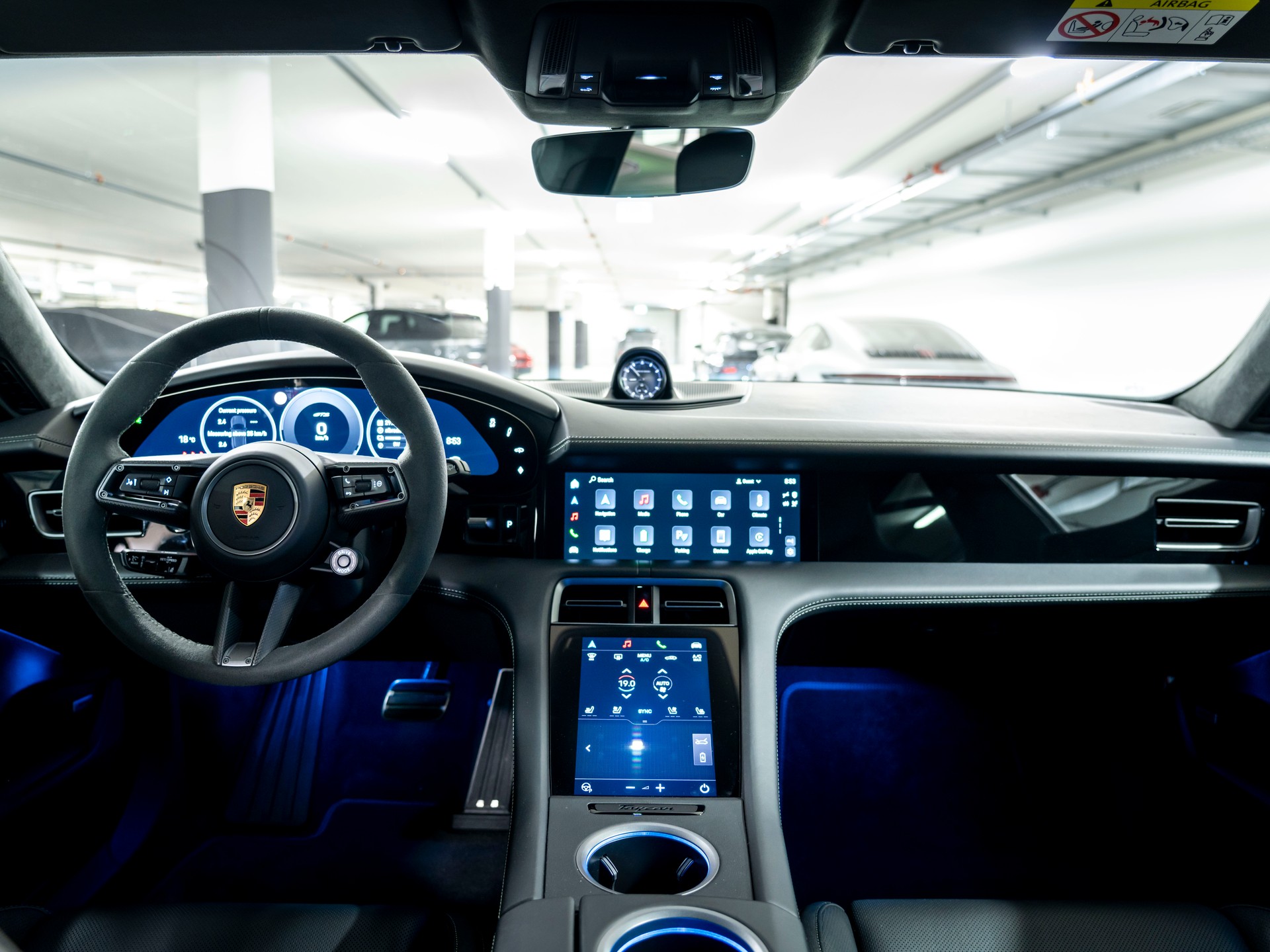 PORSCHE Taycan Sport Turismo GTS 104kWh-image-22