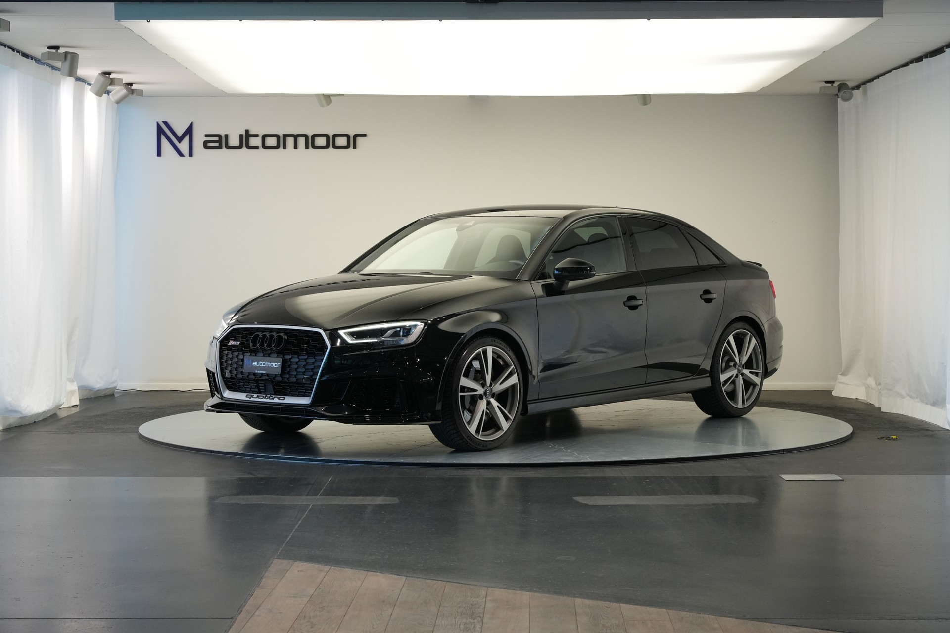 AUDI RS3 Limousine 2.5 TSI quattro S-tronic *Sportsitze* *Assistenzpaket* *B&O*