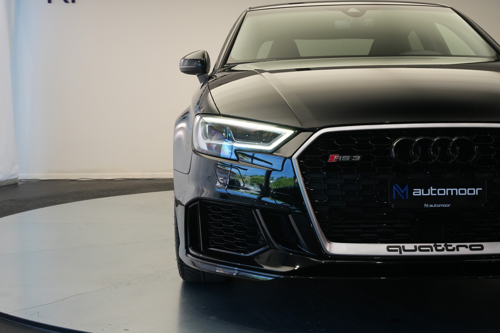 AUDI RS3 Limousine 2.5 TSI quattro S-tronic *Sportsitze* *Assistenzpaket* *B&O*-image-30