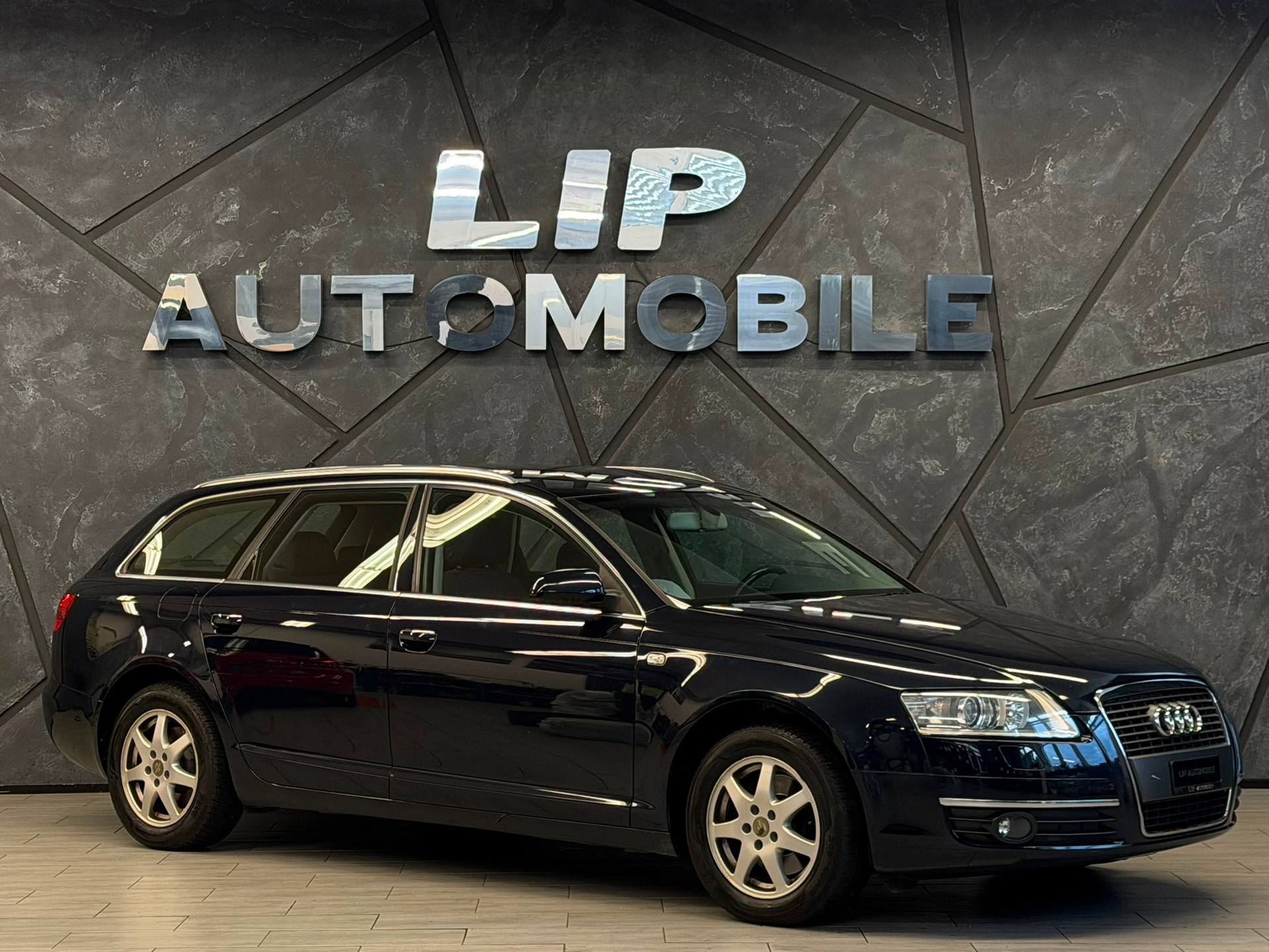 AUDI A6 Avant 2.4 V6 tiptronic-image-2