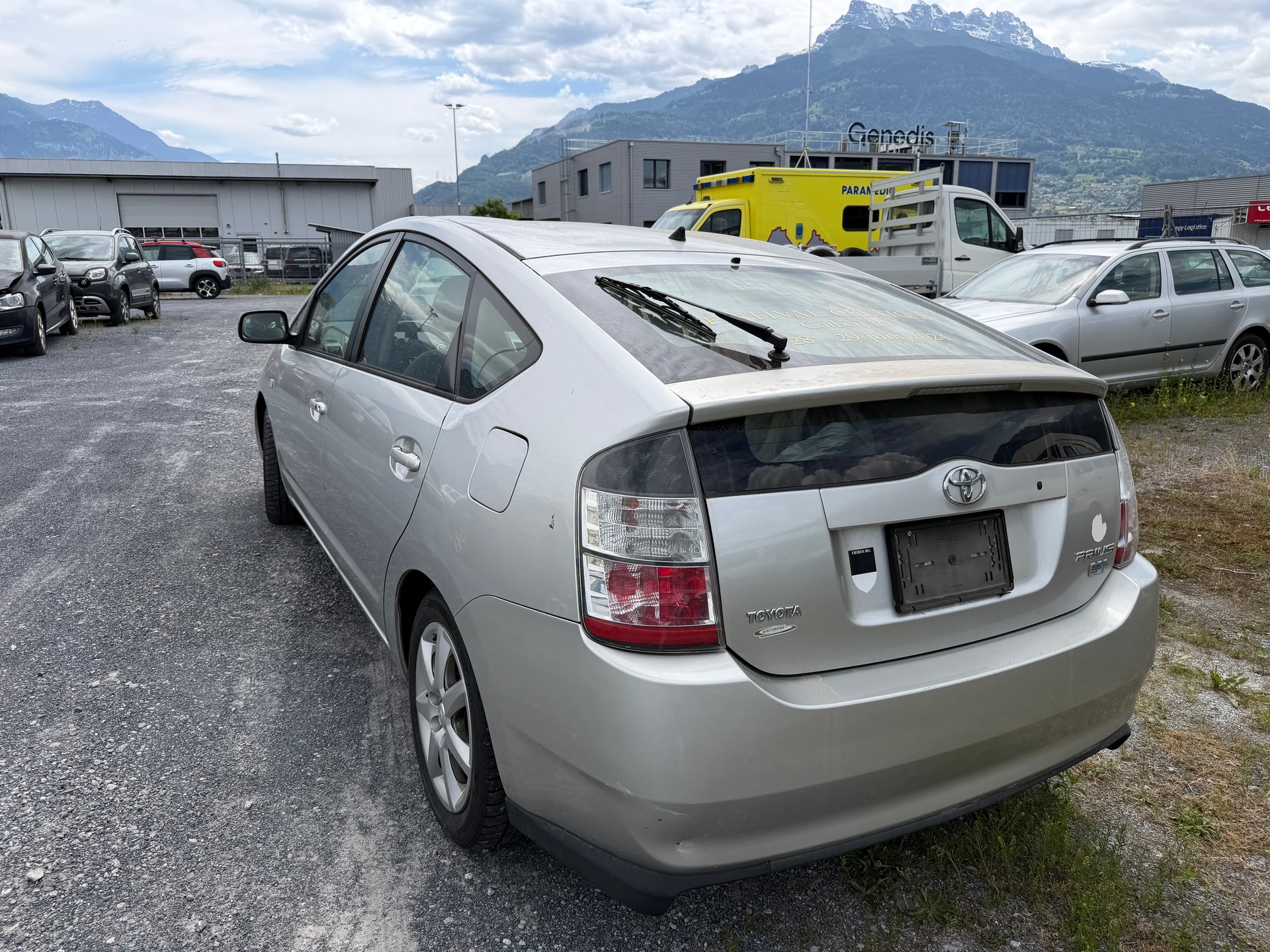 TOYOTA Prius 1.5 16V Hybrid-image-6