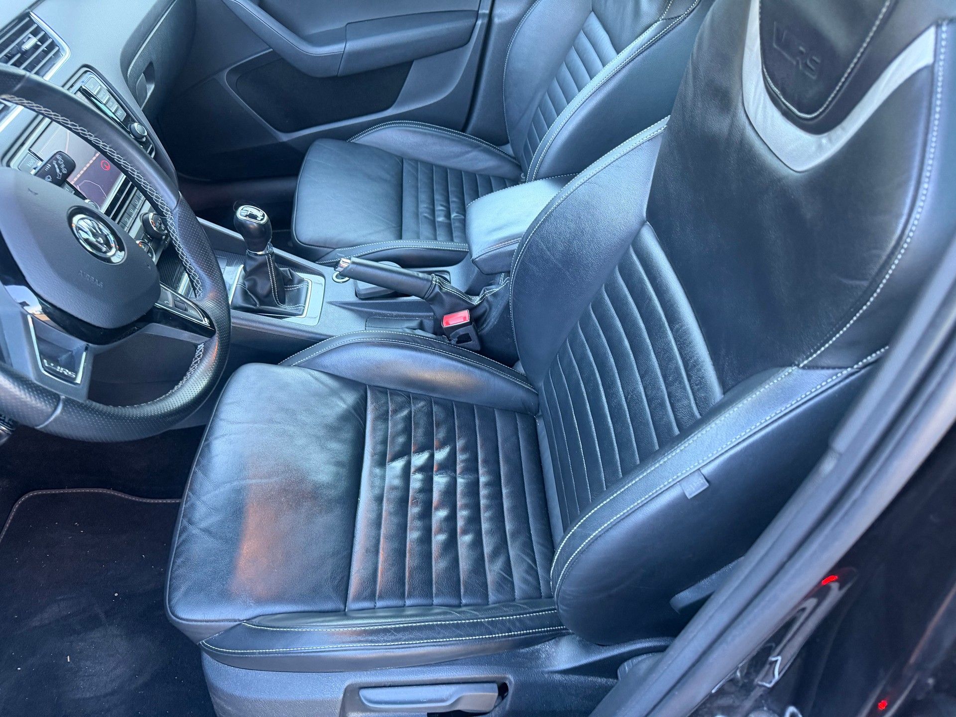 SKODA Octavia Combi 2.0 TSI RS-image-6