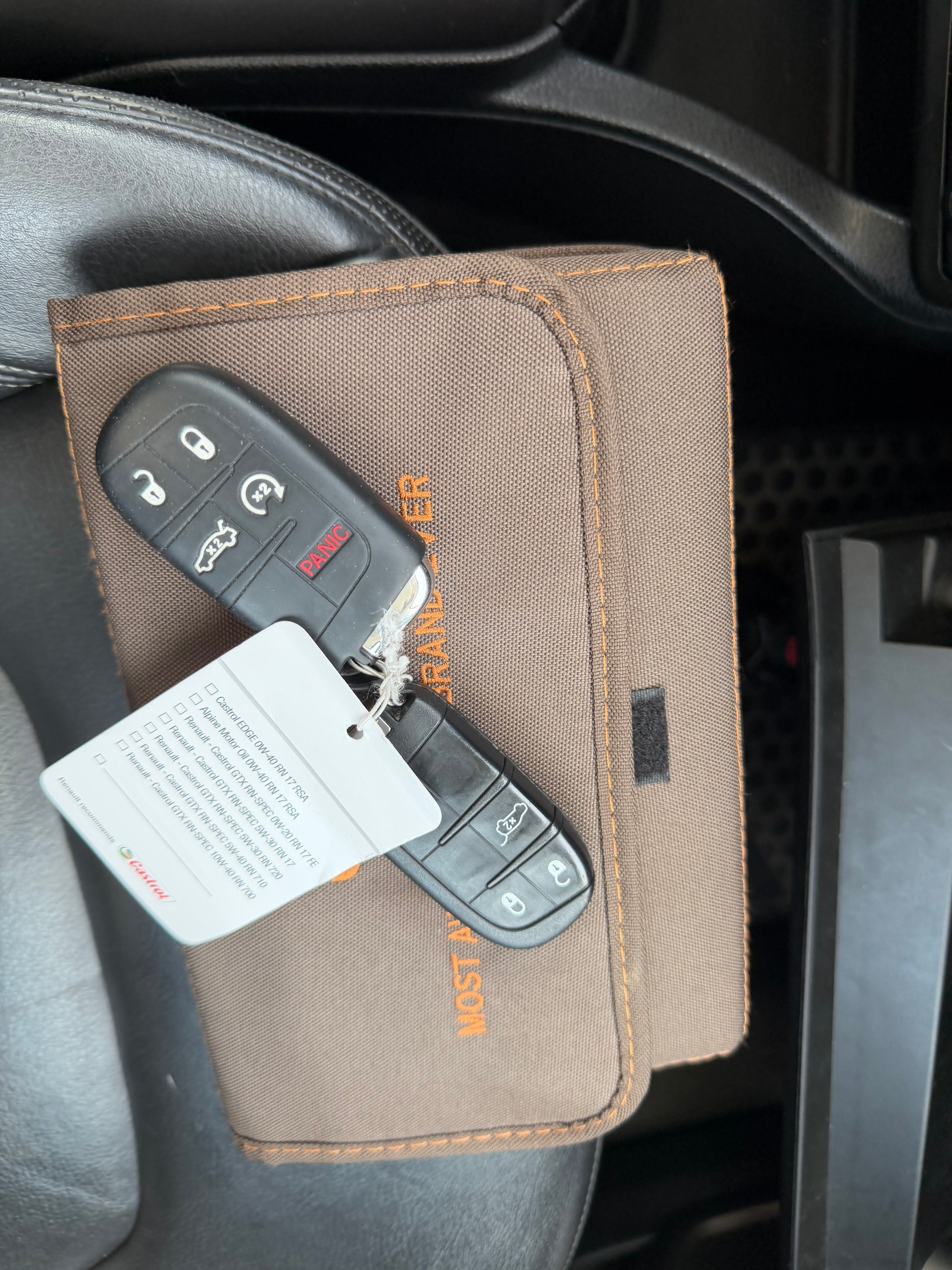 JEEP Renegade 1.4 Turbo Limited AWD-image-12