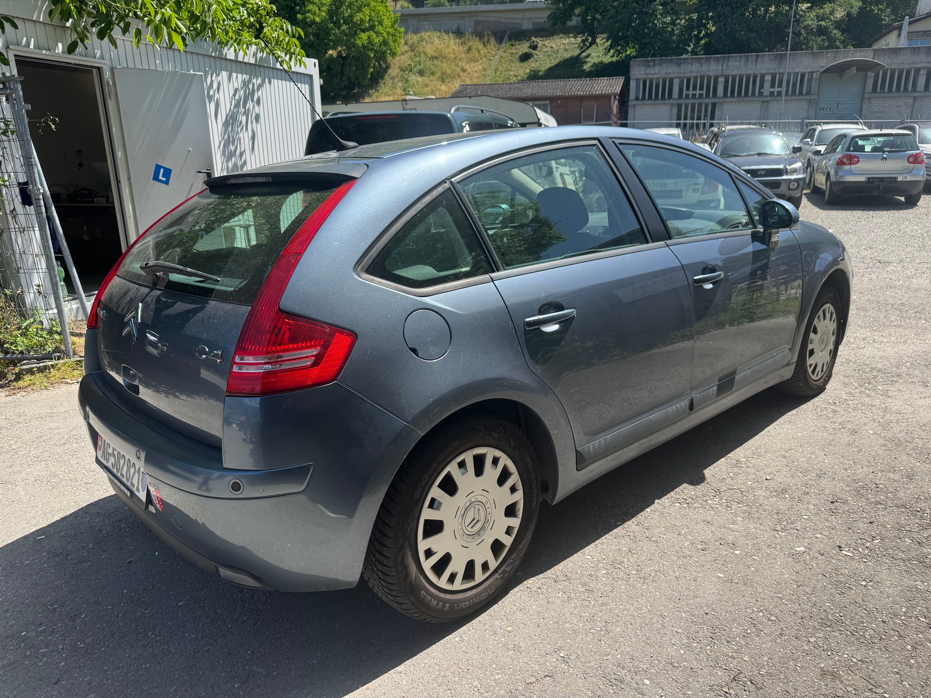CITROEN C4 Berline 1.6i 16V SX-image-3