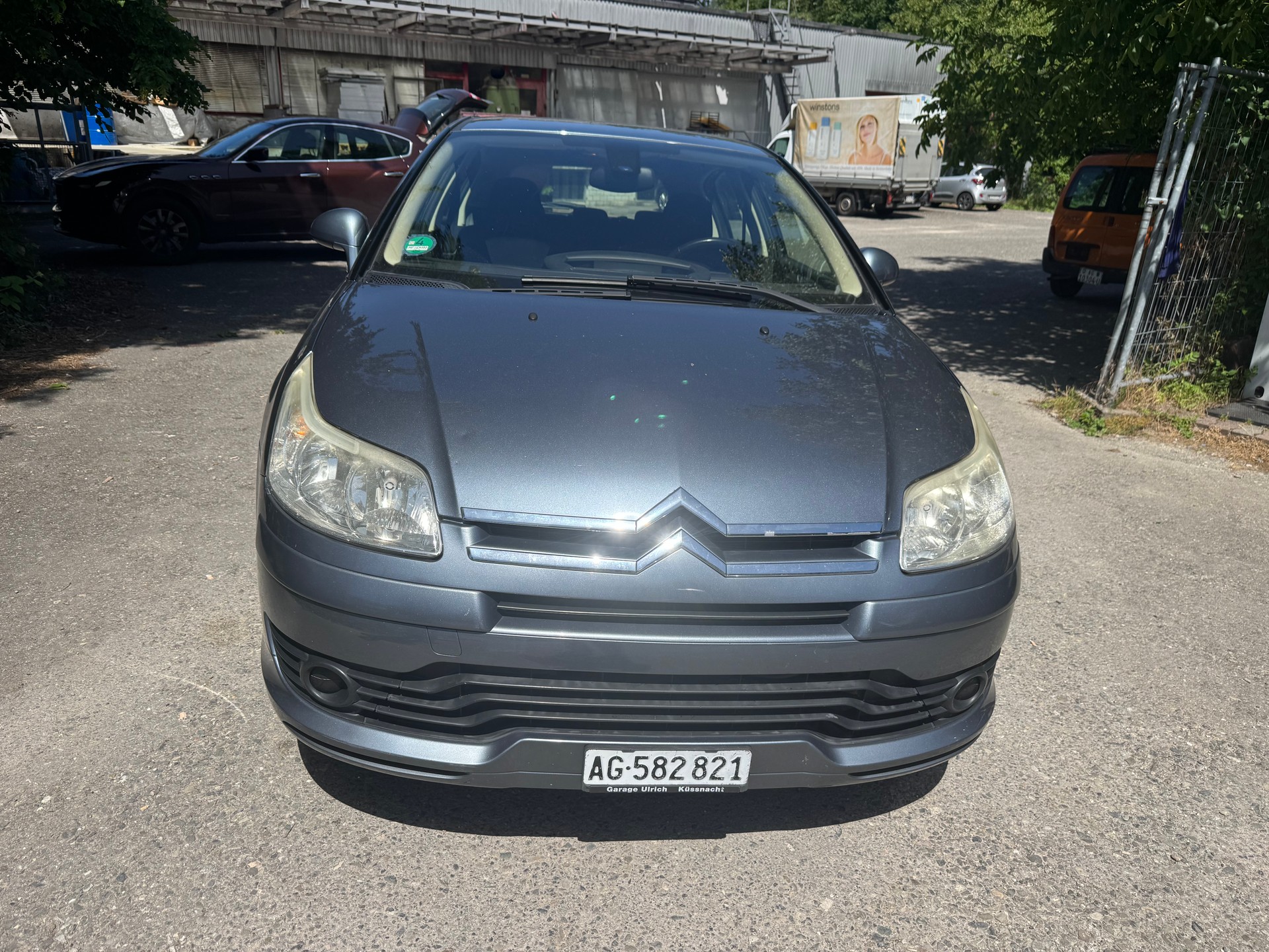 CITROEN C4 Berline 1.6i 16V SX-image-1