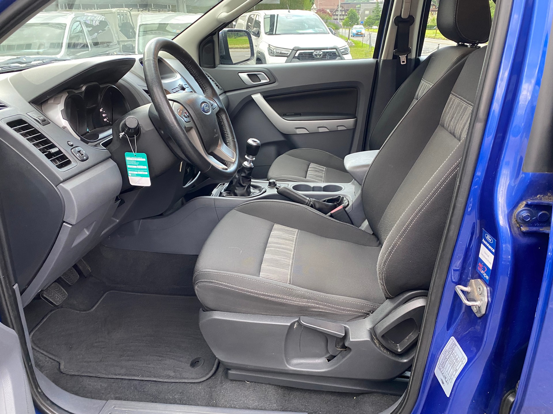 FORD Ranger XLT 2.2 TDCi 4x4-image-2