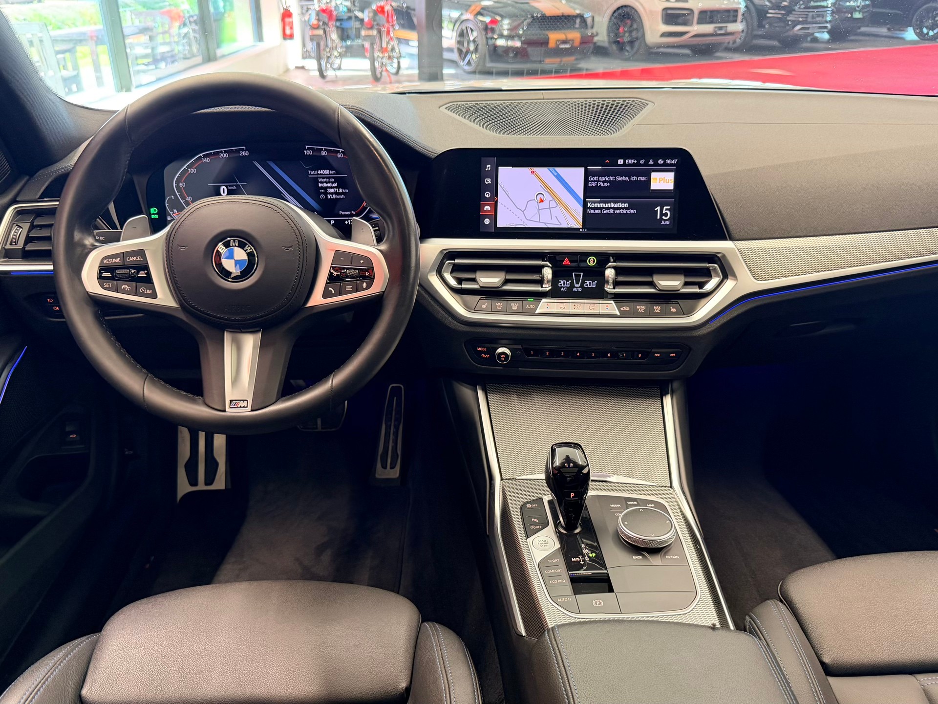 BMW 330i Touring xDrive Steptronic M Sport-image-20