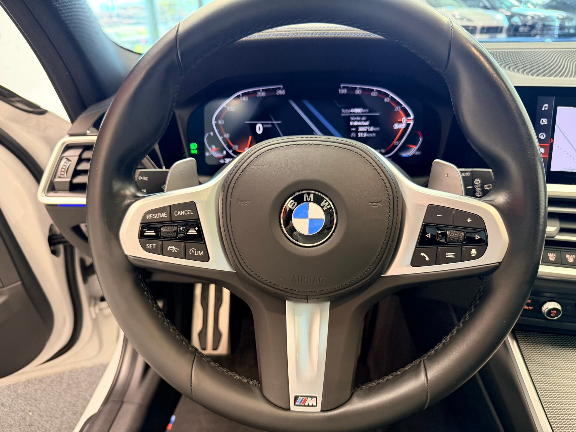 BMW 330i Touring xDrive Steptronic M Sport-image-27