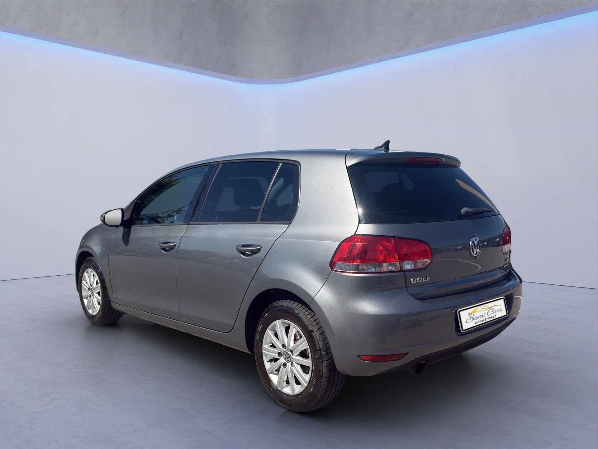 VW Golf 1.2 TSI BlueMotion Technology Team-image-4
