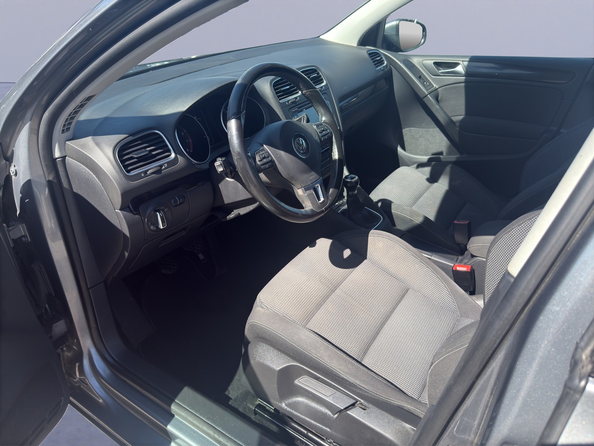 VW Golf 1.2 TSI BlueMotion Technology Team-image-11