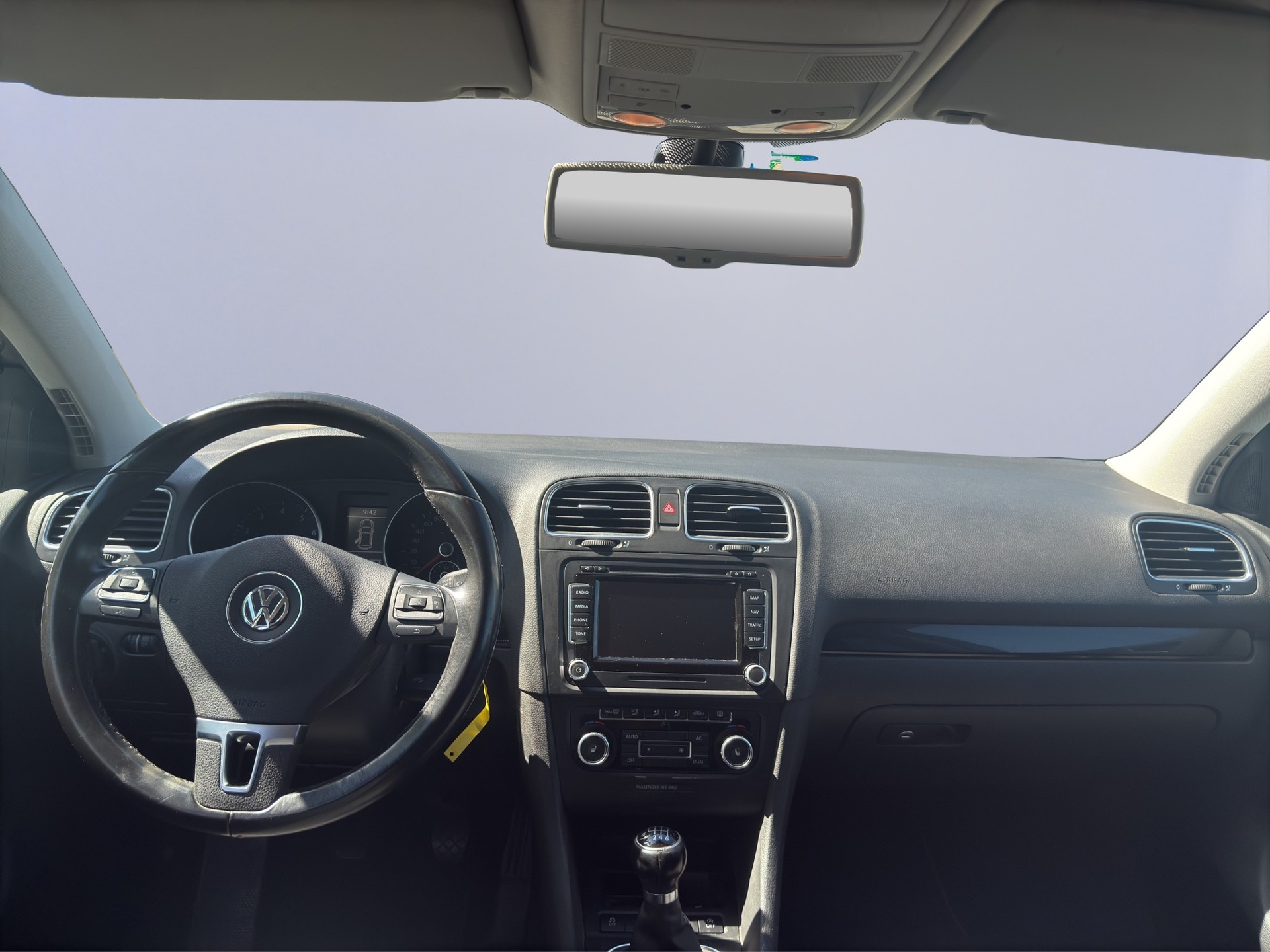 VW Golf 1.2 TSI BlueMotion Technology Team-image-12