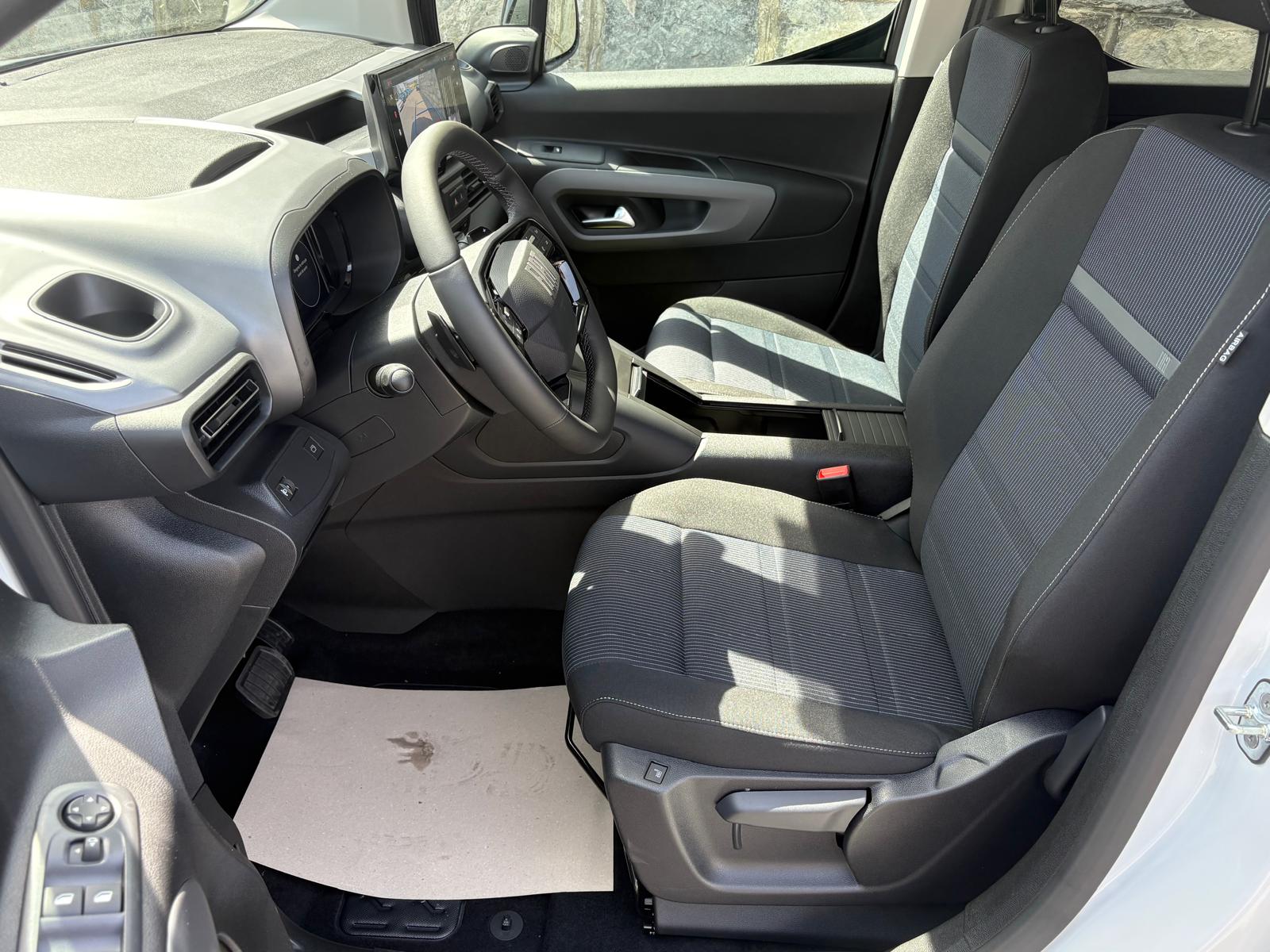 FIAT Qubo L 1.5 D La Prima 7-Sitzer-image-4