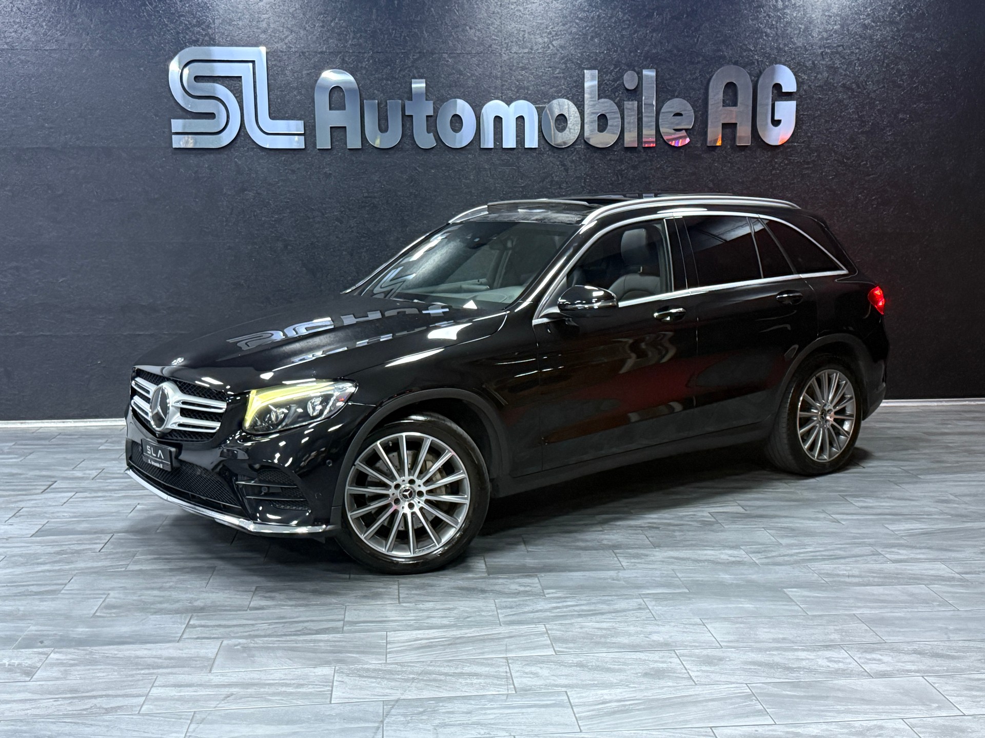MERCEDES-BENZ GLC 250 AMG Line 4Matic 9G-Tronic / CH Fz / Vollausstattung-image-0