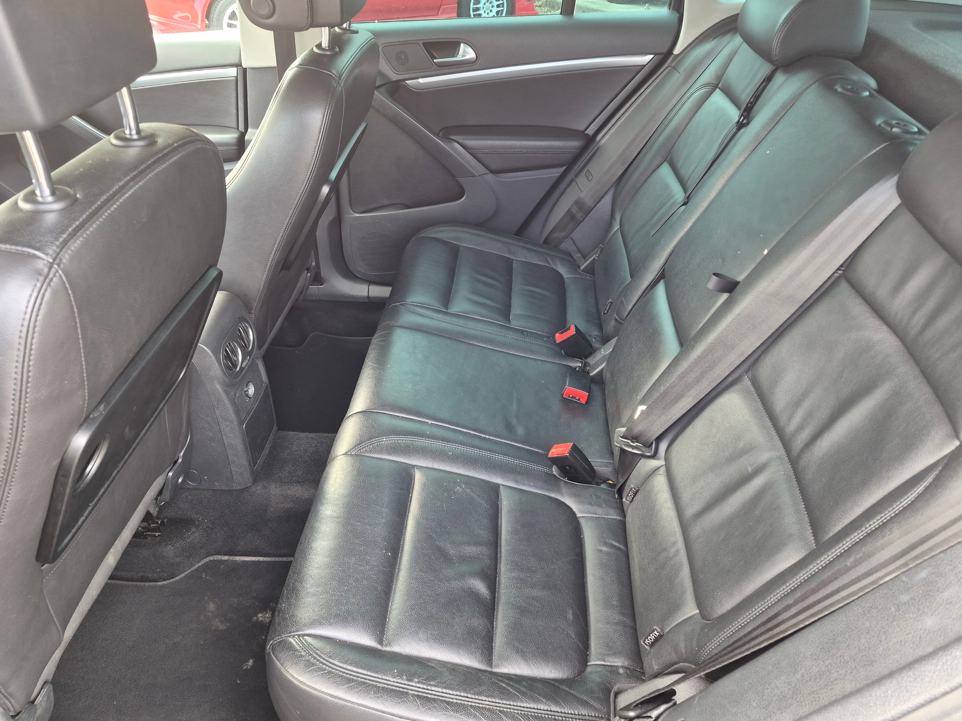 VW Tiguan 2.0 TSI Sport&Style 4Motion DSG-image-5