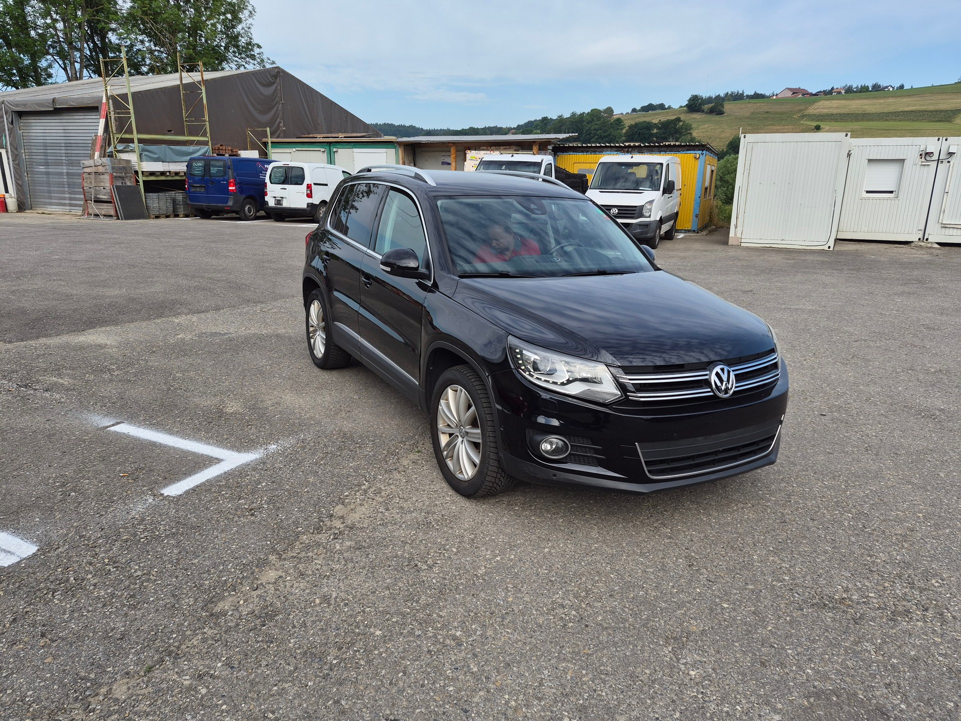 VW Tiguan 2.0 TSI Sport&Style 4Motion DSG-image-1