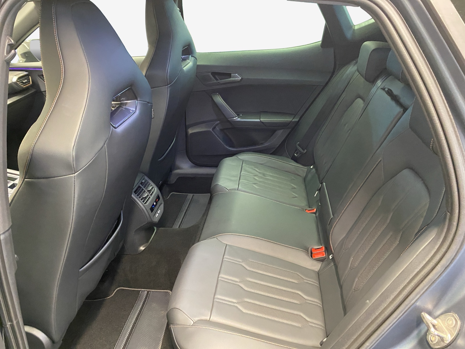 CUPRA Formentor 2.0TSI VZ DSG-image-11