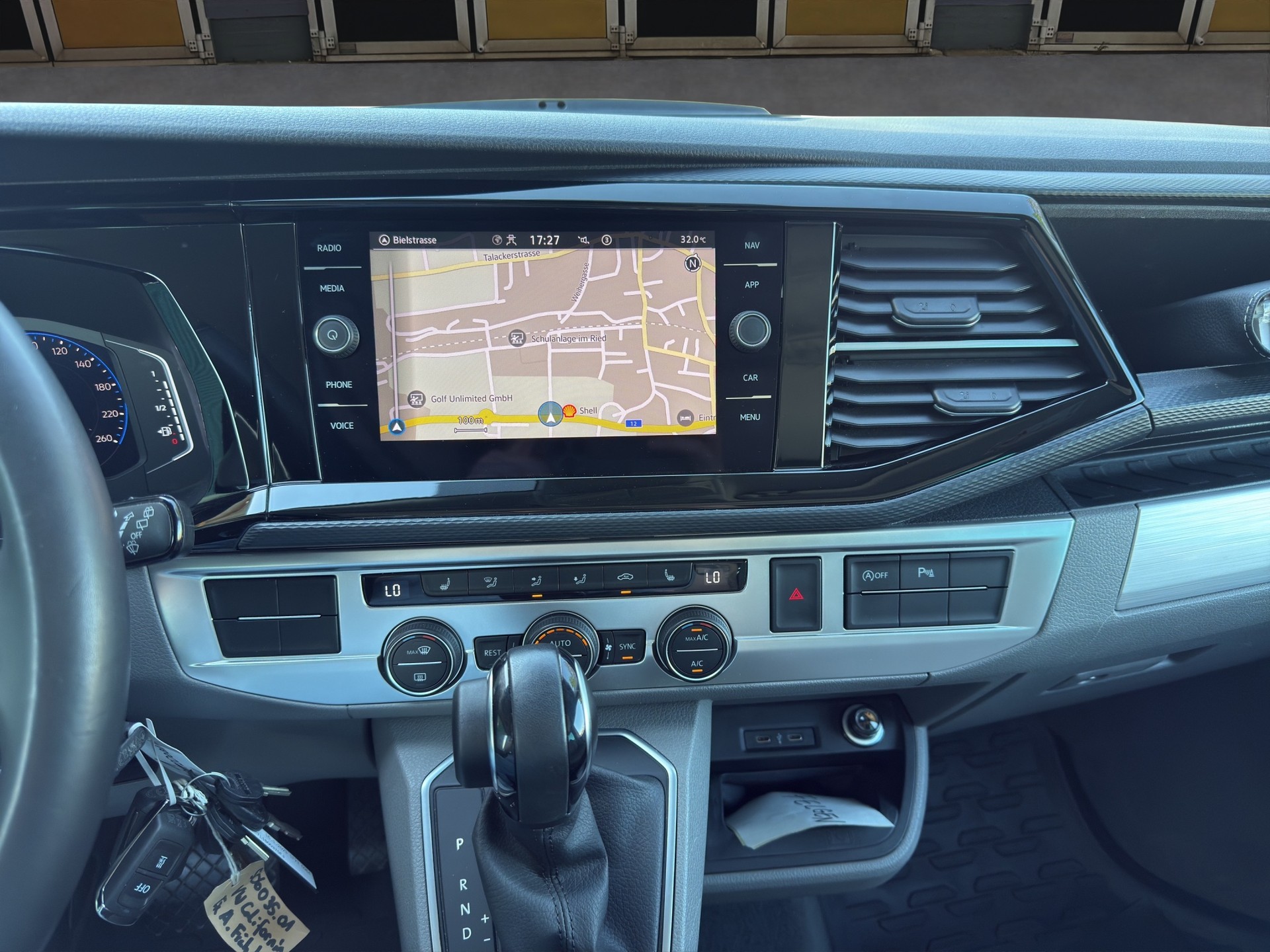 VW T6.1 California 3000 2.0 TDI 204 Coast Edition Liberty DSG 4m-image-12