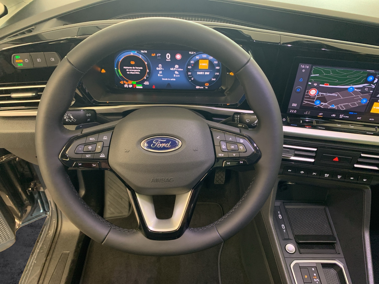 FORD Tourneo Connect 1.5 EcoBoost 150 Active PHEV-image-8