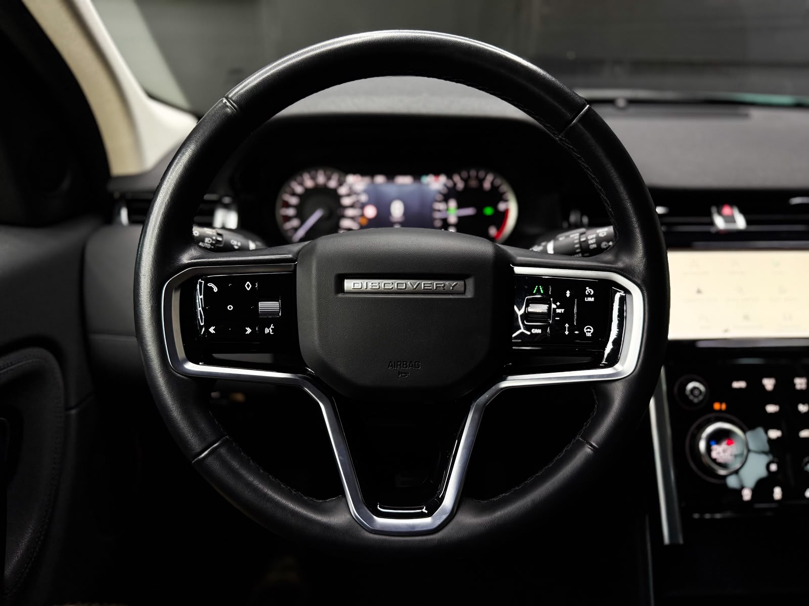 LAND ROVER Discovery Sport D200 2.0D TD4 MHEV HSE AT9-image-10