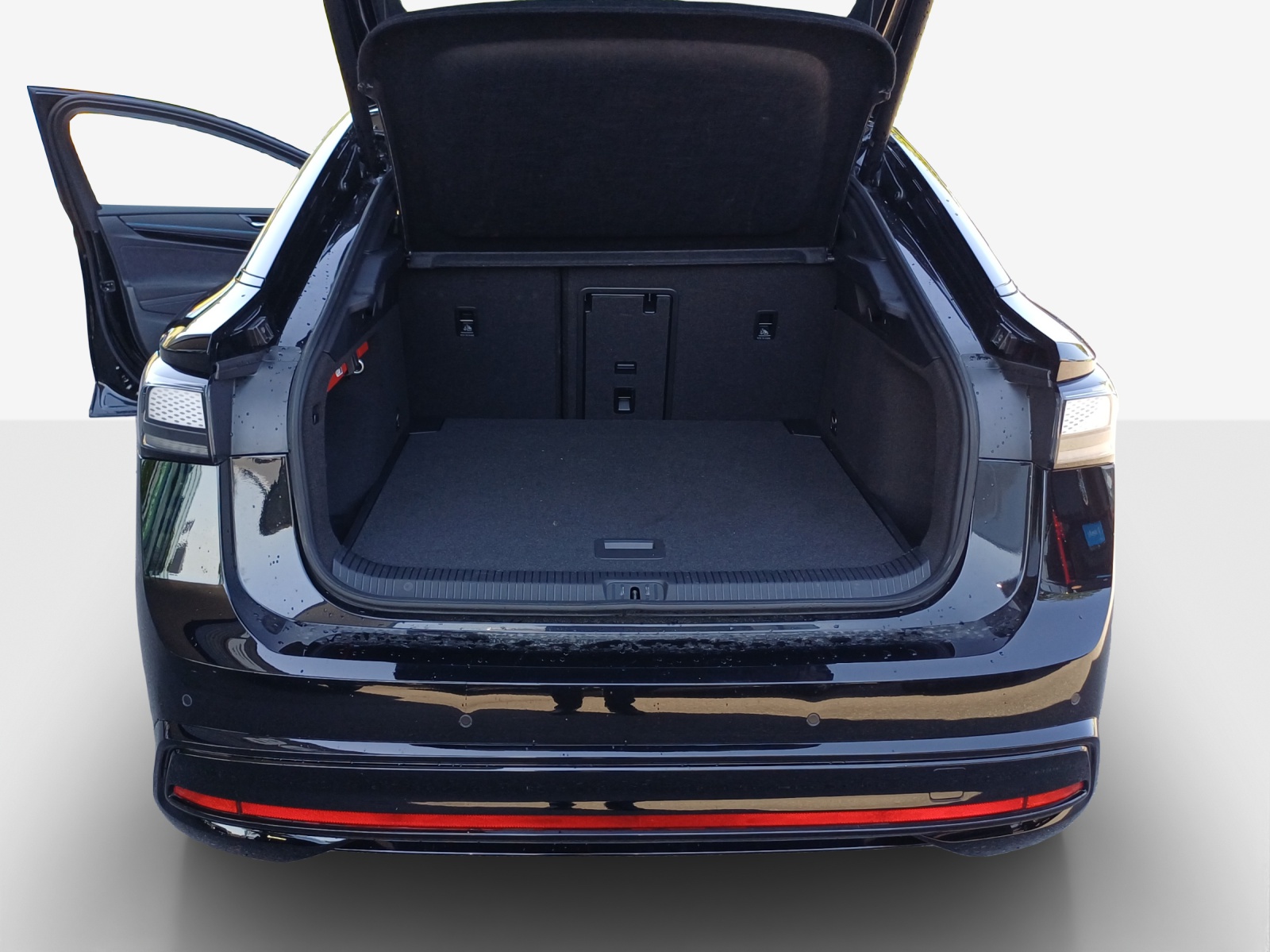 VW ID.7 Pro 77 kWh Pro-image-13