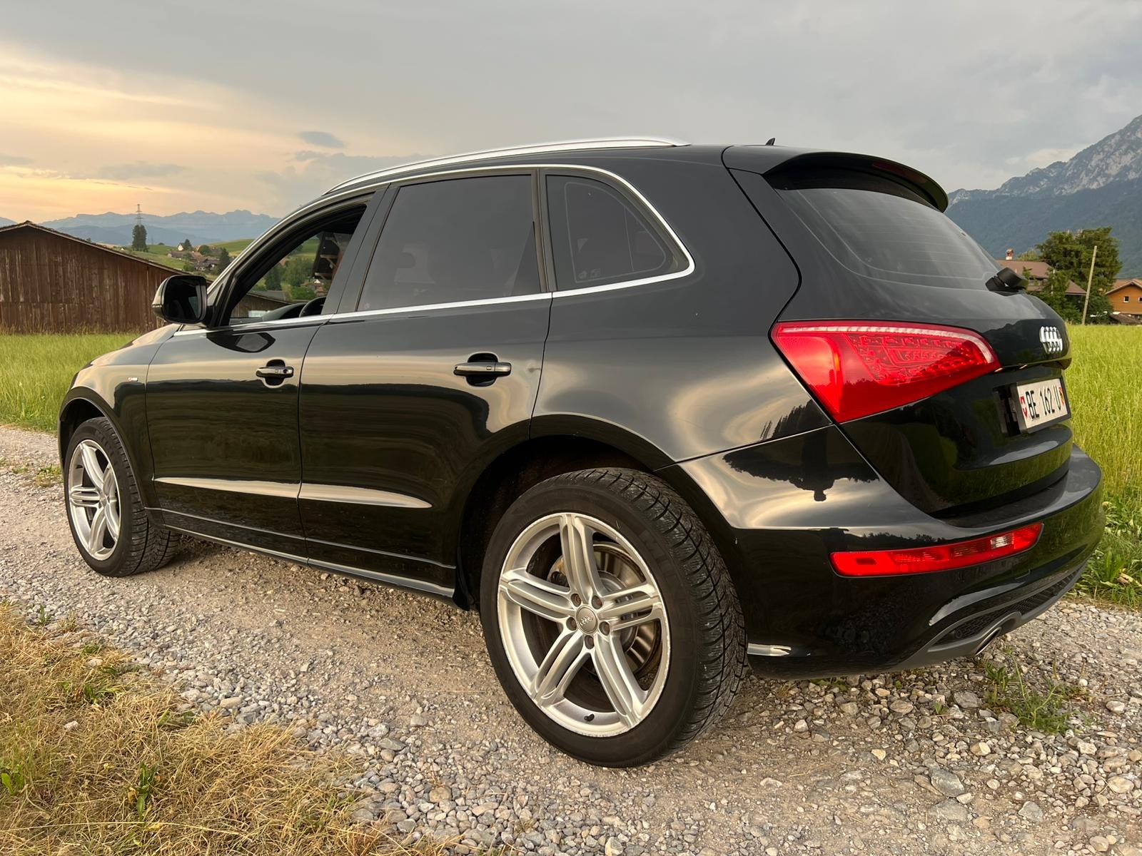 AUDI Q5 3.0 TDI quattro S-tronic-image-3