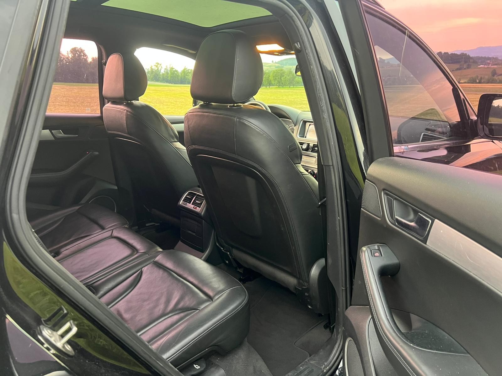 AUDI Q5 3.0 TDI quattro S-tronic-image-5