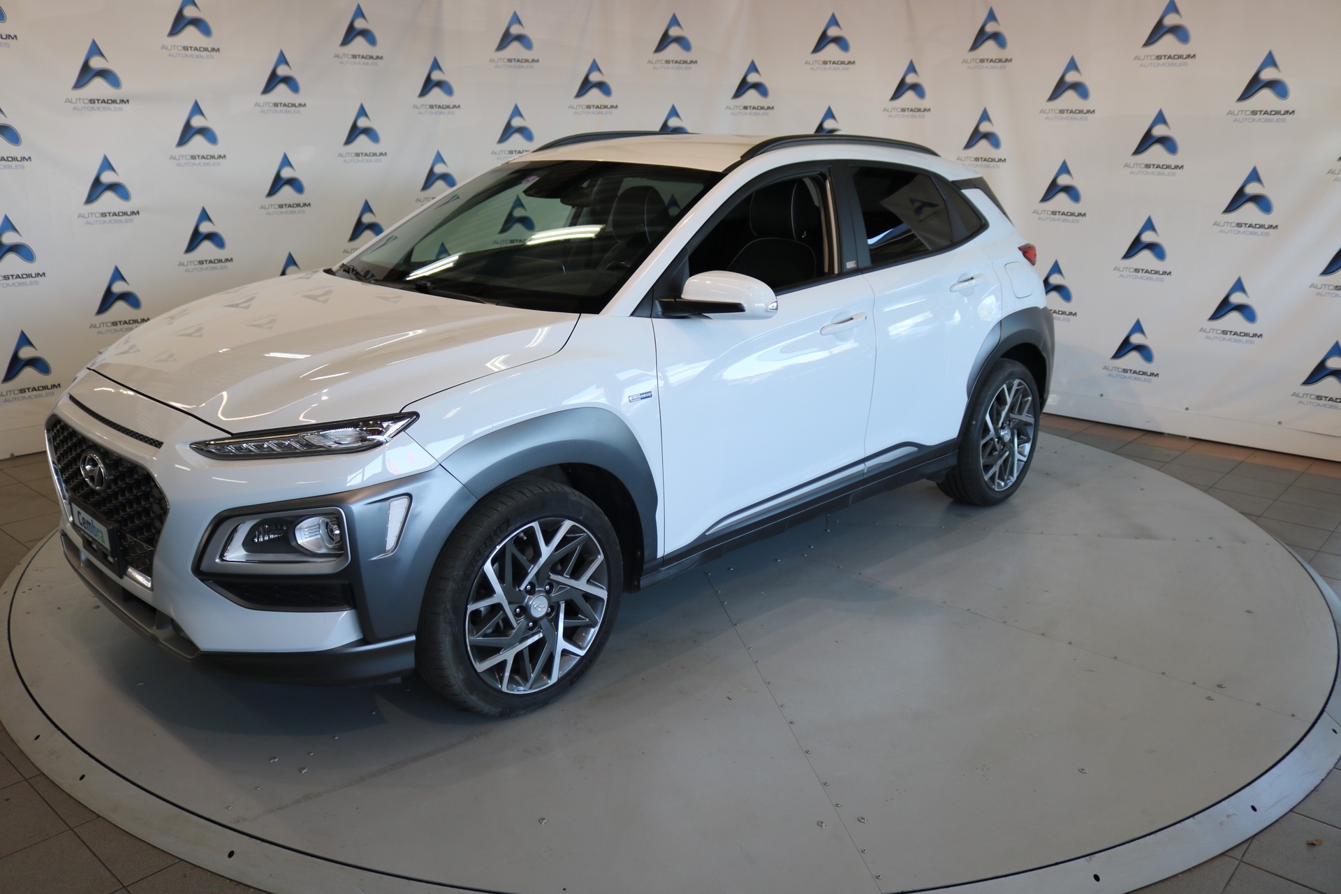 HYUNDAI Kona 1.6 GDi HEV Amplia DCT-image-10