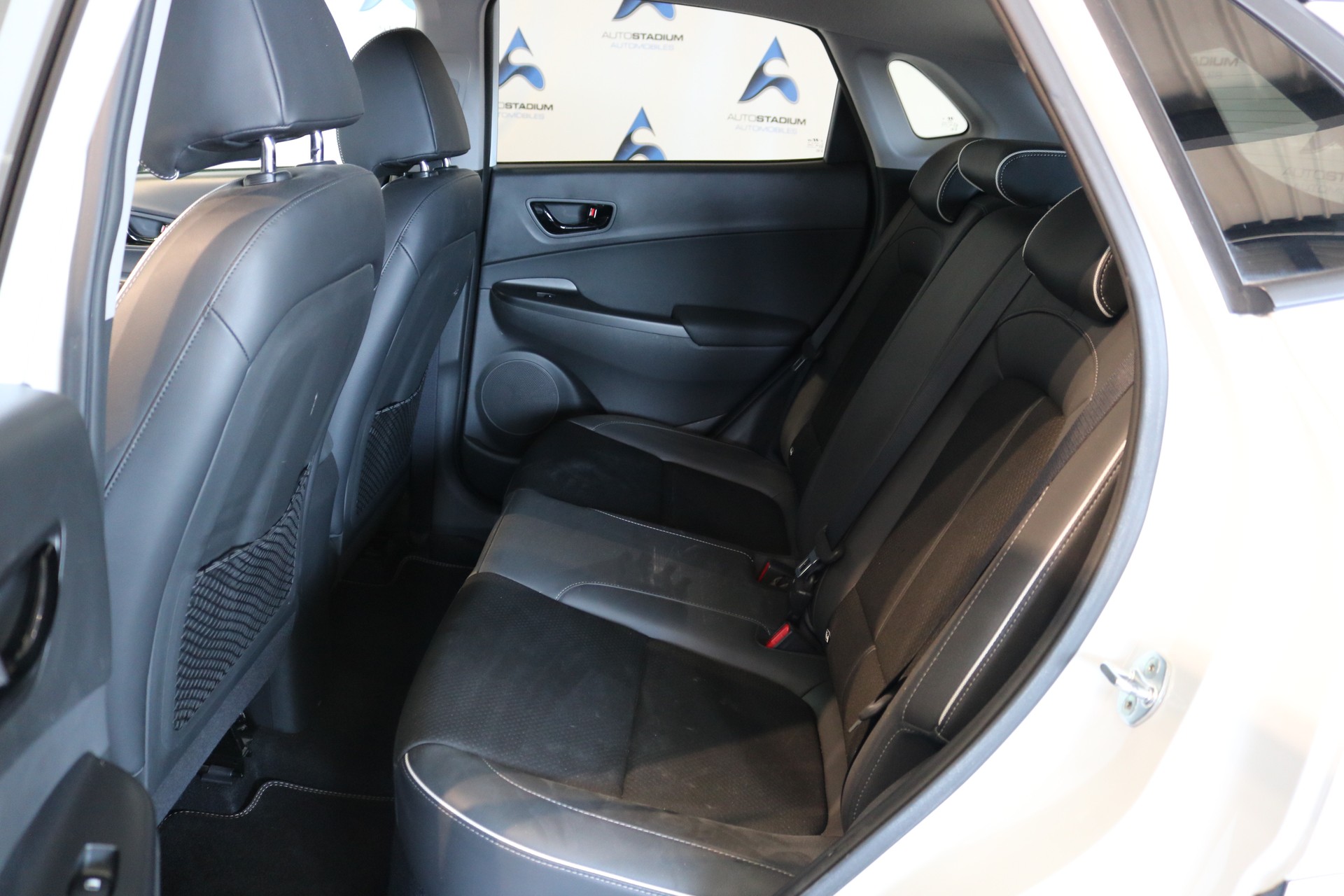 HYUNDAI Kona 1.6 GDi HEV Amplia DCT-image-5