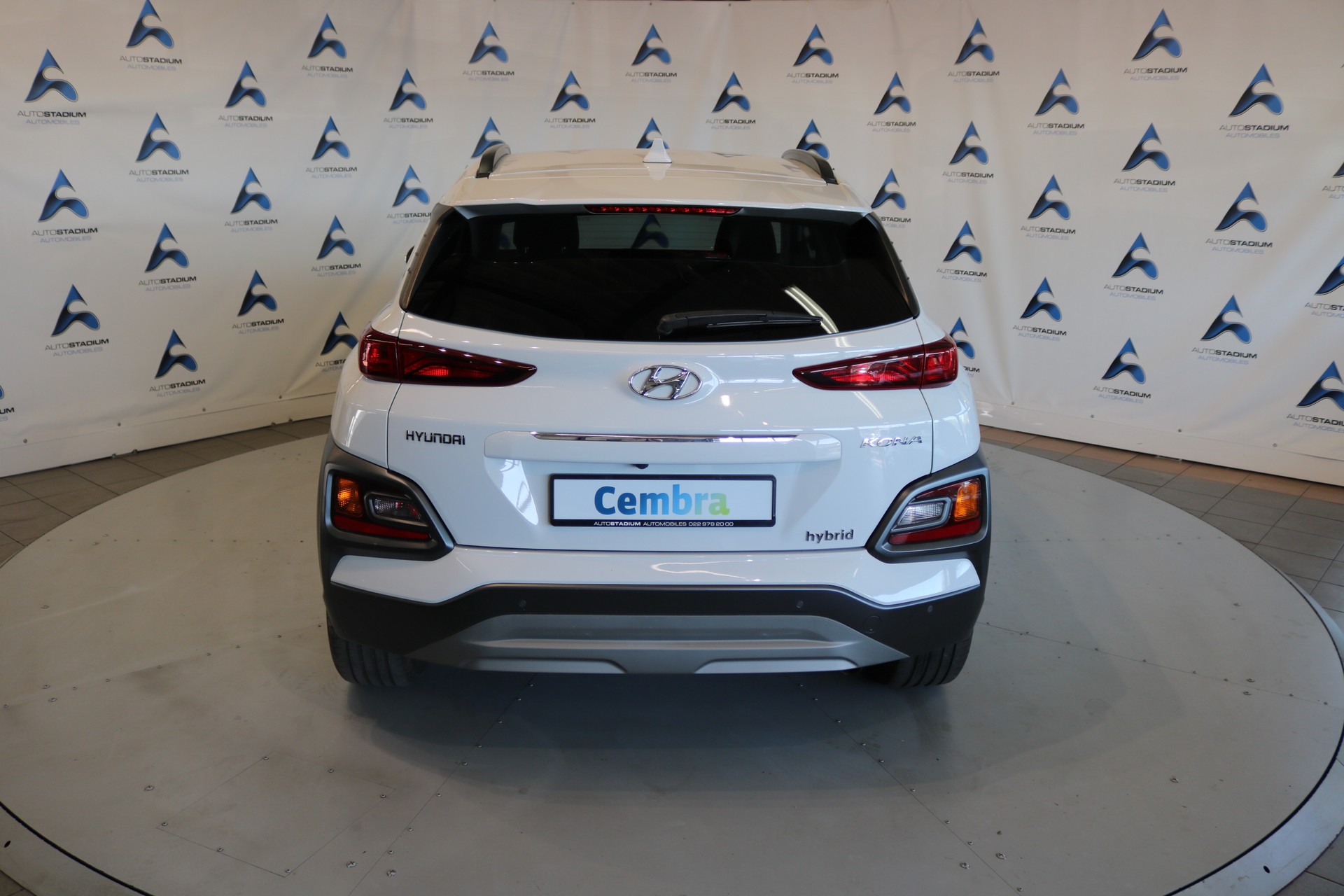 HYUNDAI Kona 1.6 GDi HEV Amplia DCT-image-21