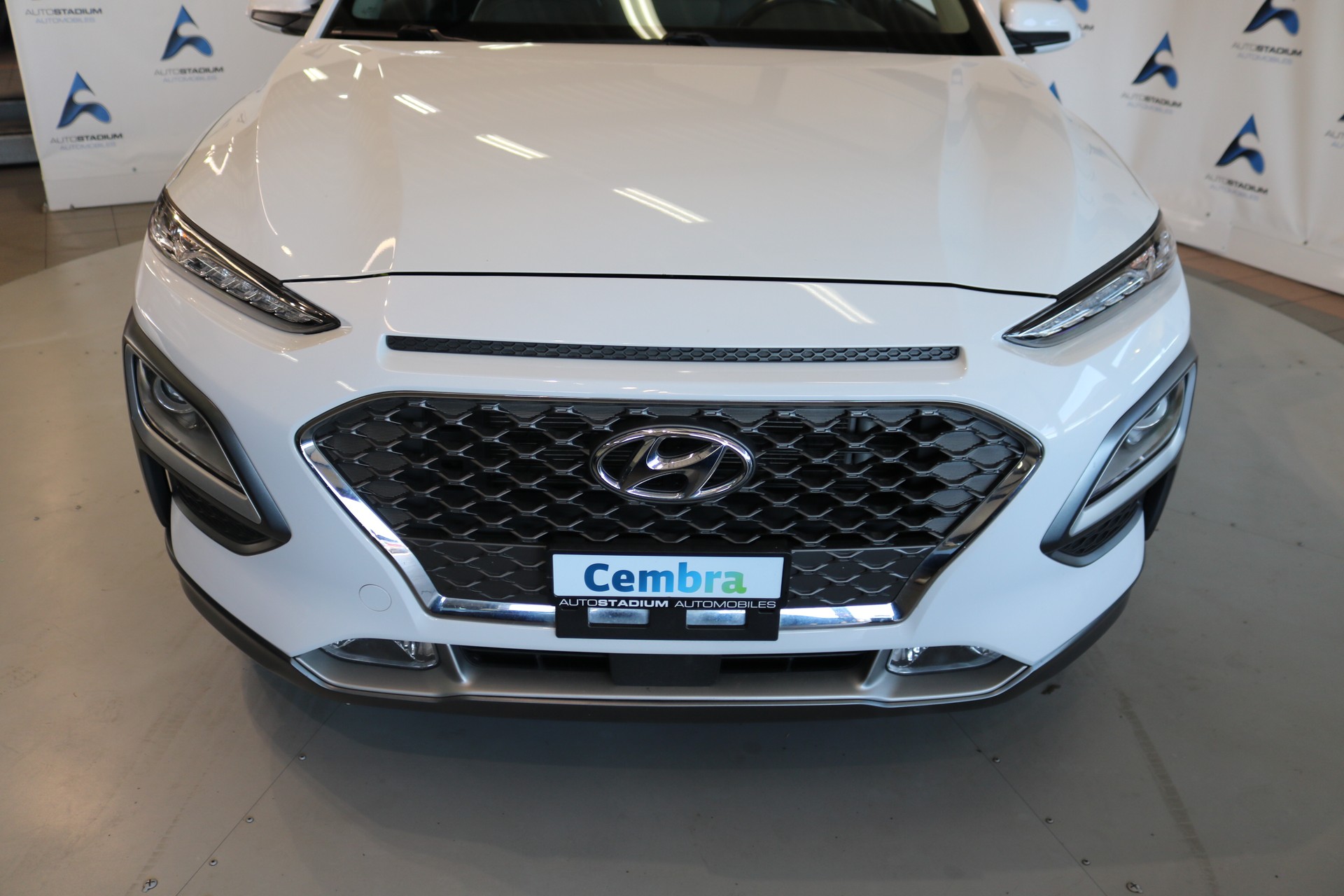 HYUNDAI Kona 1.6 GDi HEV Amplia DCT-image-31