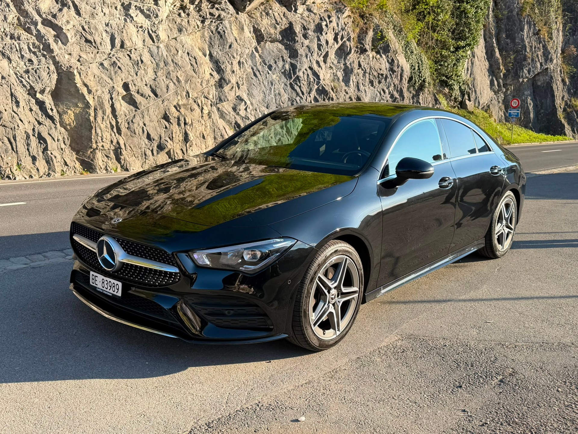 MERCEDES-BENZ CLA 250 AMG Line 4matic-image-0