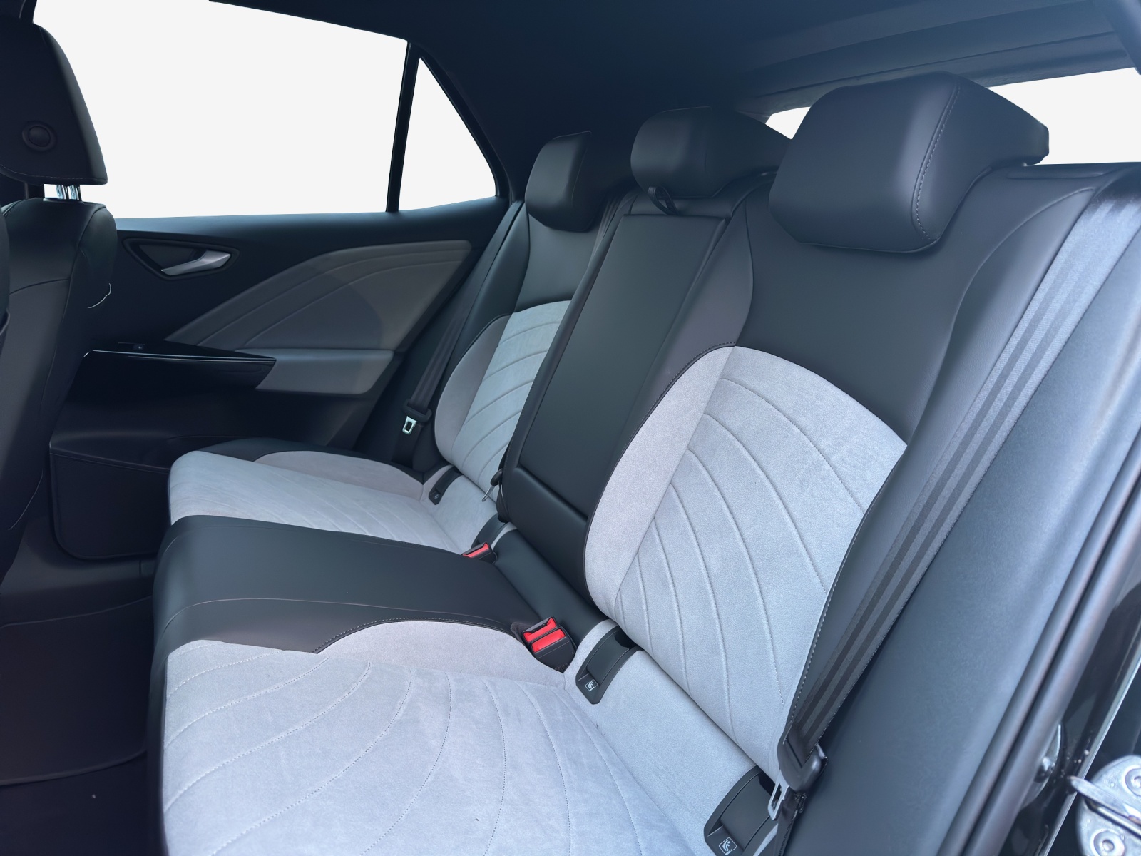 VW ID.3 Pro 59 kWh Pro United-image-11