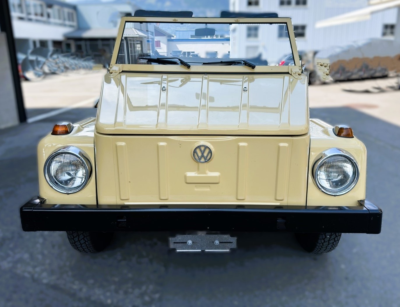 VW 181-showroom-element-1