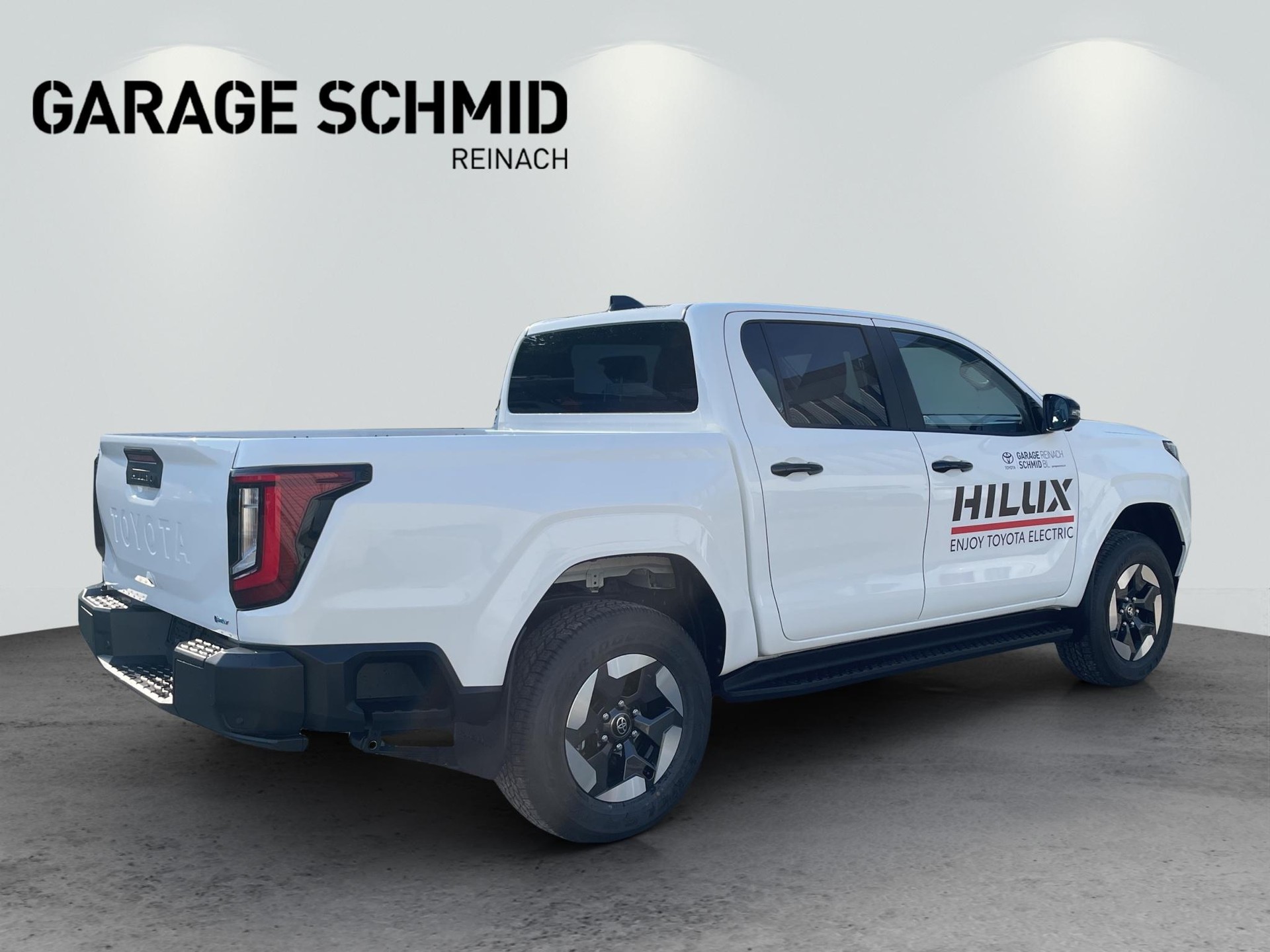 TOYOTA Hilux Double Cab.-Pick-up 59KWh Style-image-5
