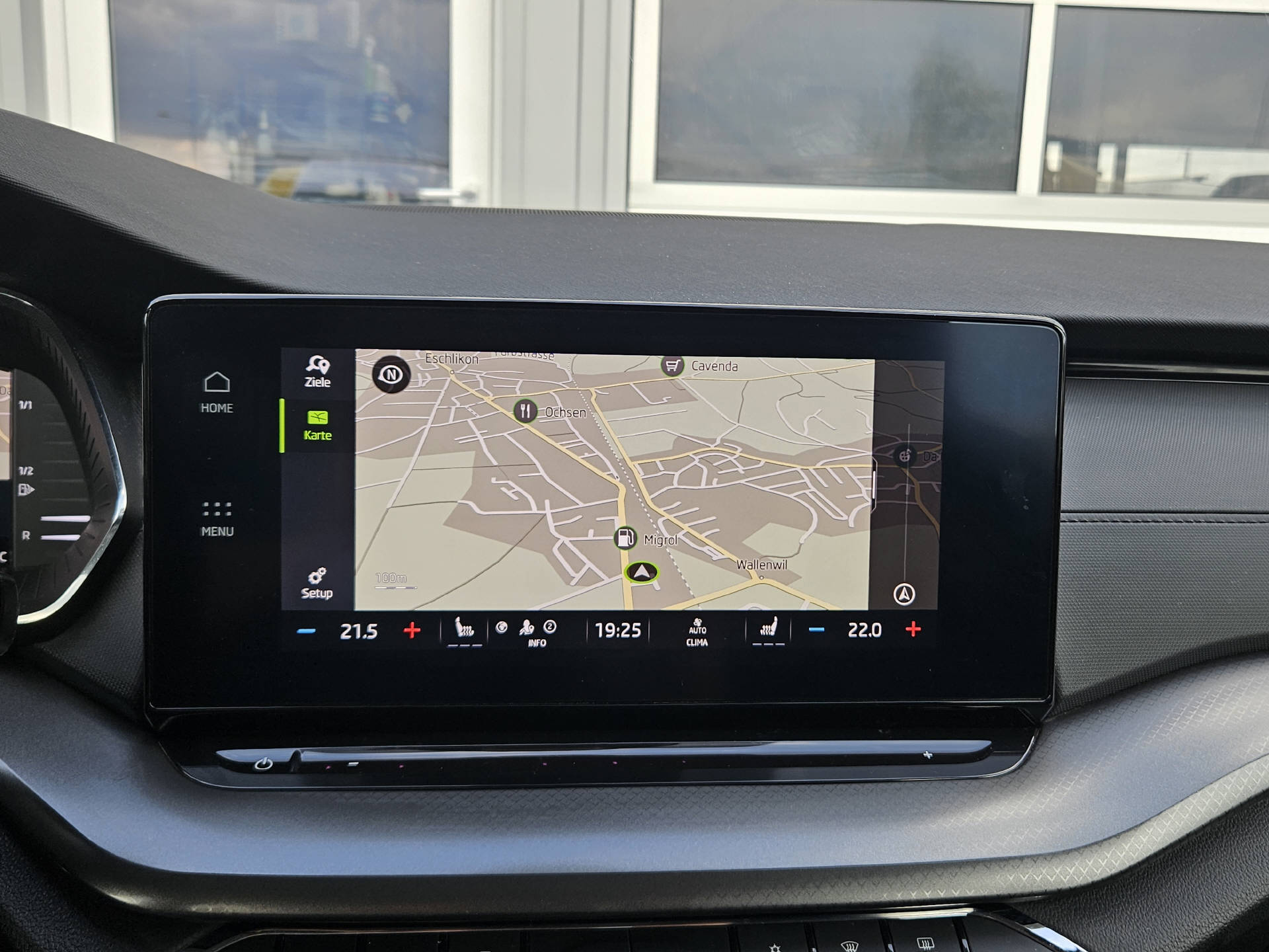 SKODA Octavia Combi 2.0 TDI Ambition 4x4 DSG * Anhängerkupplung *-image-26
