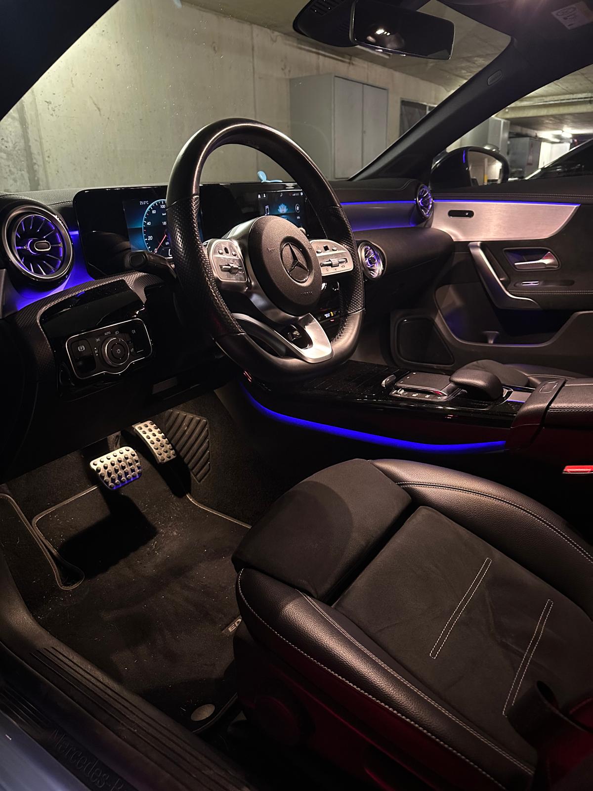 MERCEDES-BENZ CLA 200-image-4