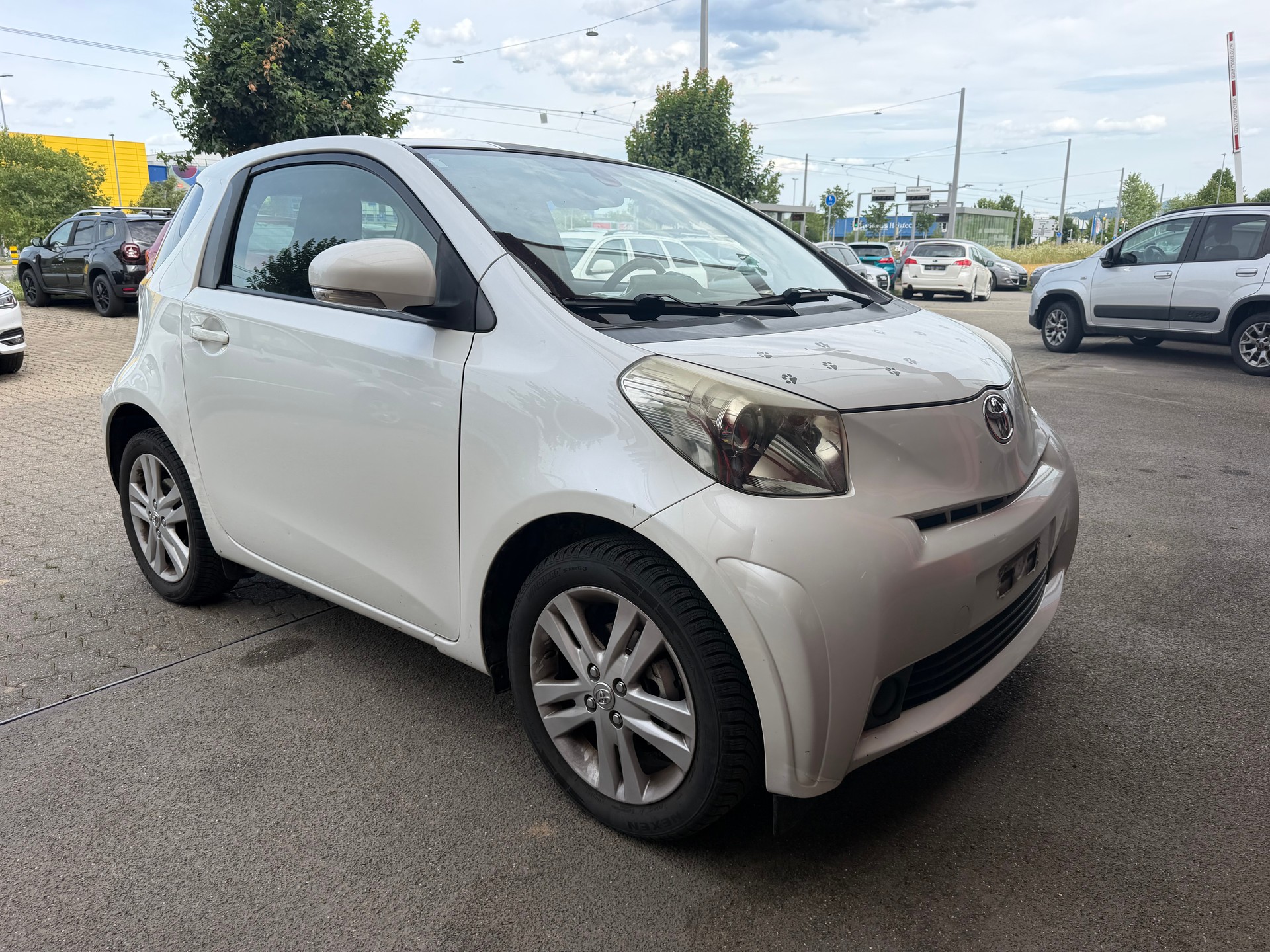 TOYOTA iQ3 1.33 Dual VVT-i-image-1