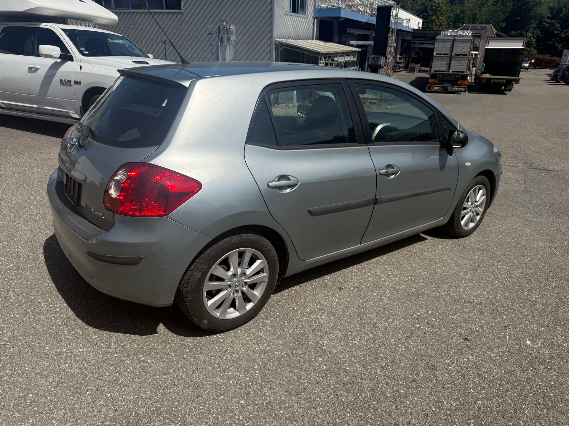 TOYOTA Auris 1.6 Linea Luna-image-5