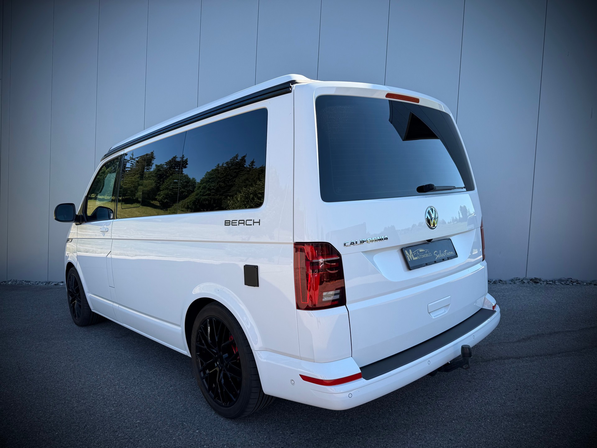 VW T6.1 California 2.0 TDI Beach Liberty DSG-image-4