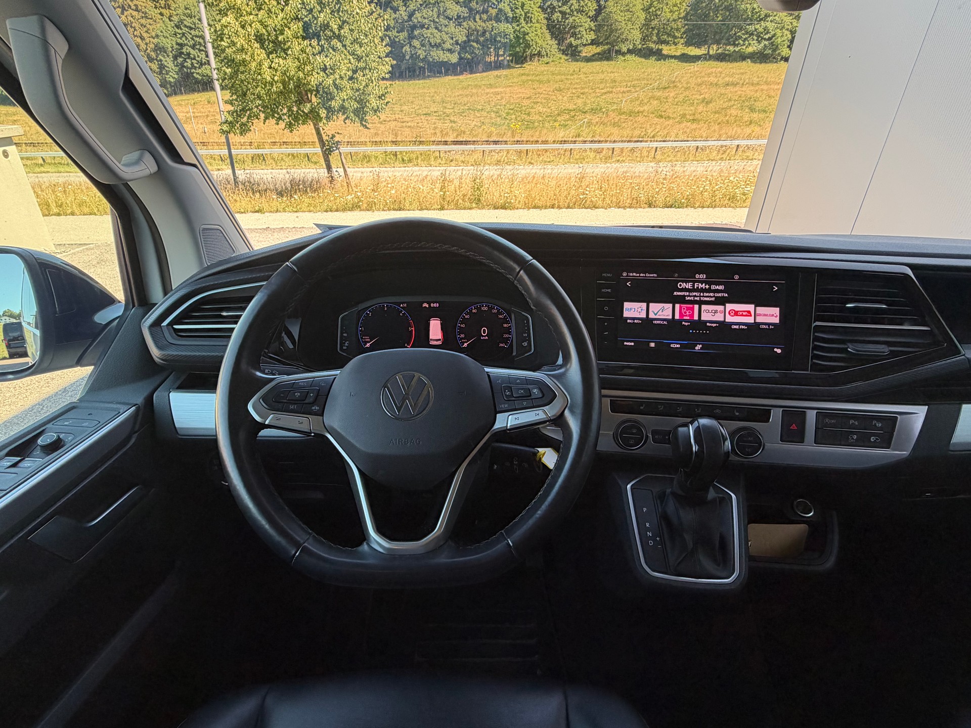 VW T6.1 California 2.0 TDI Beach Liberty DSG-image-9