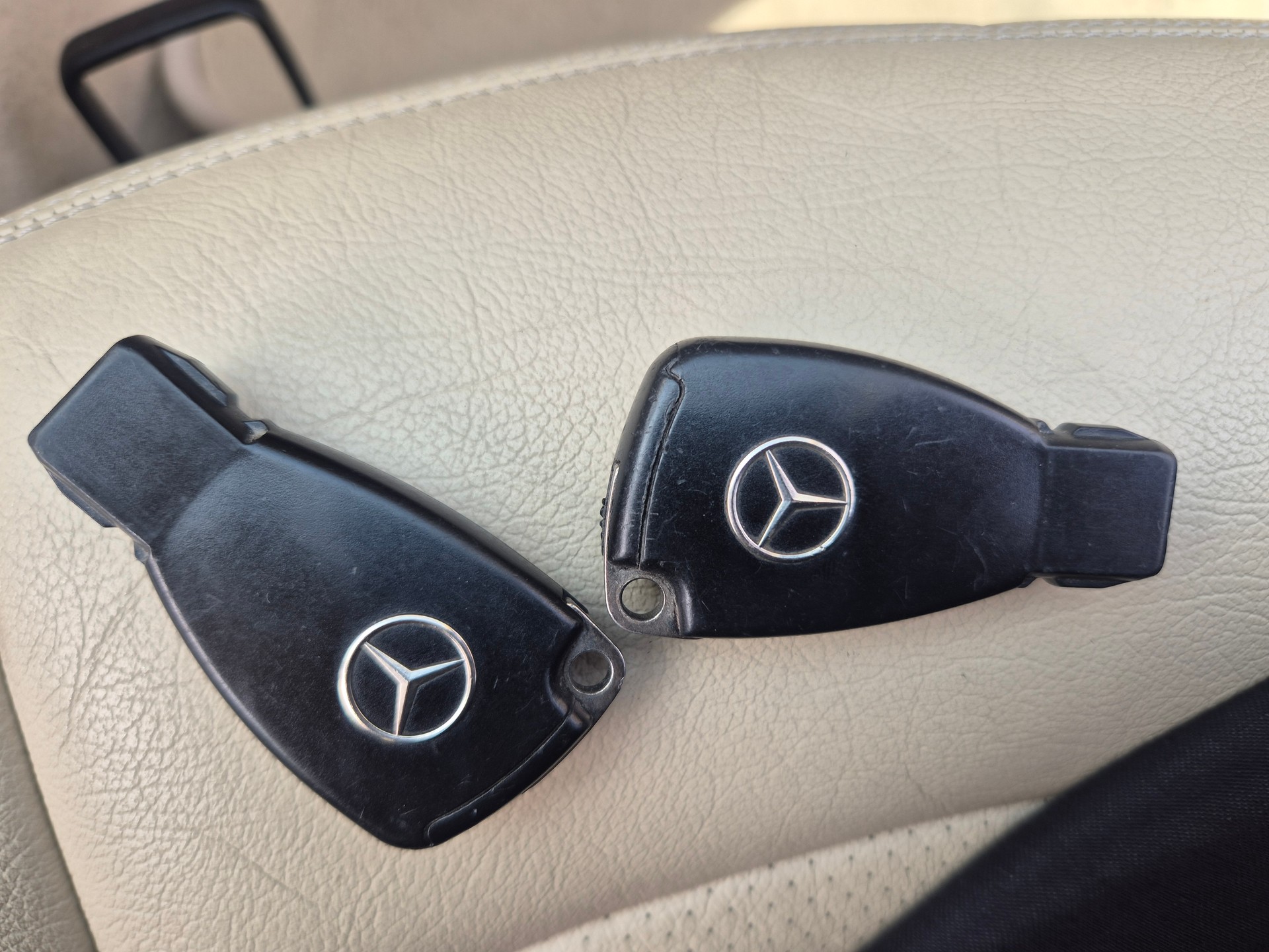 MERCEDES-BENZ CLK 320 Avantgarde Automatic-image-7