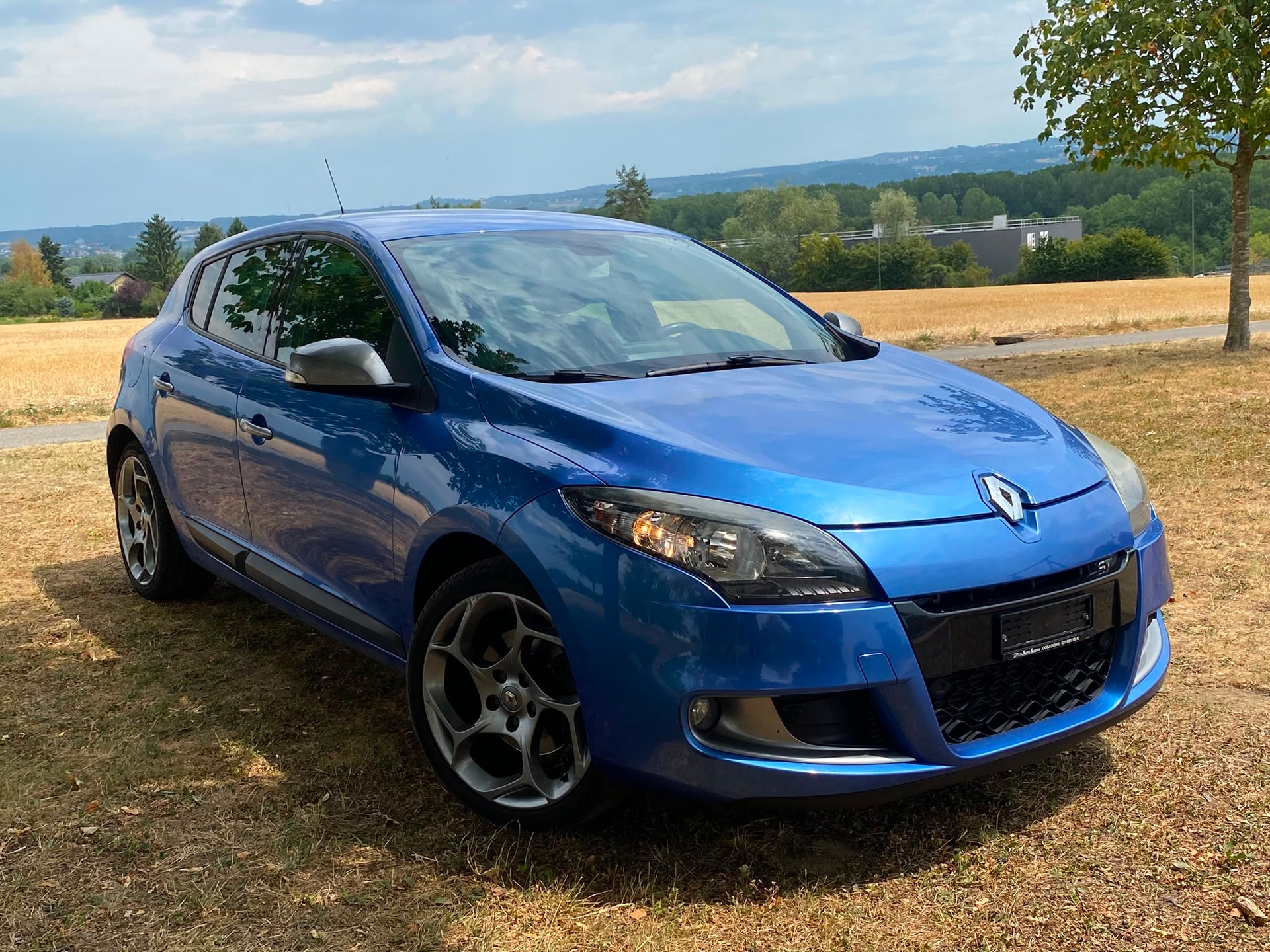 RENAULT Mégane 2.0 16V Turbo Privilège << écran cassé >>-image-7