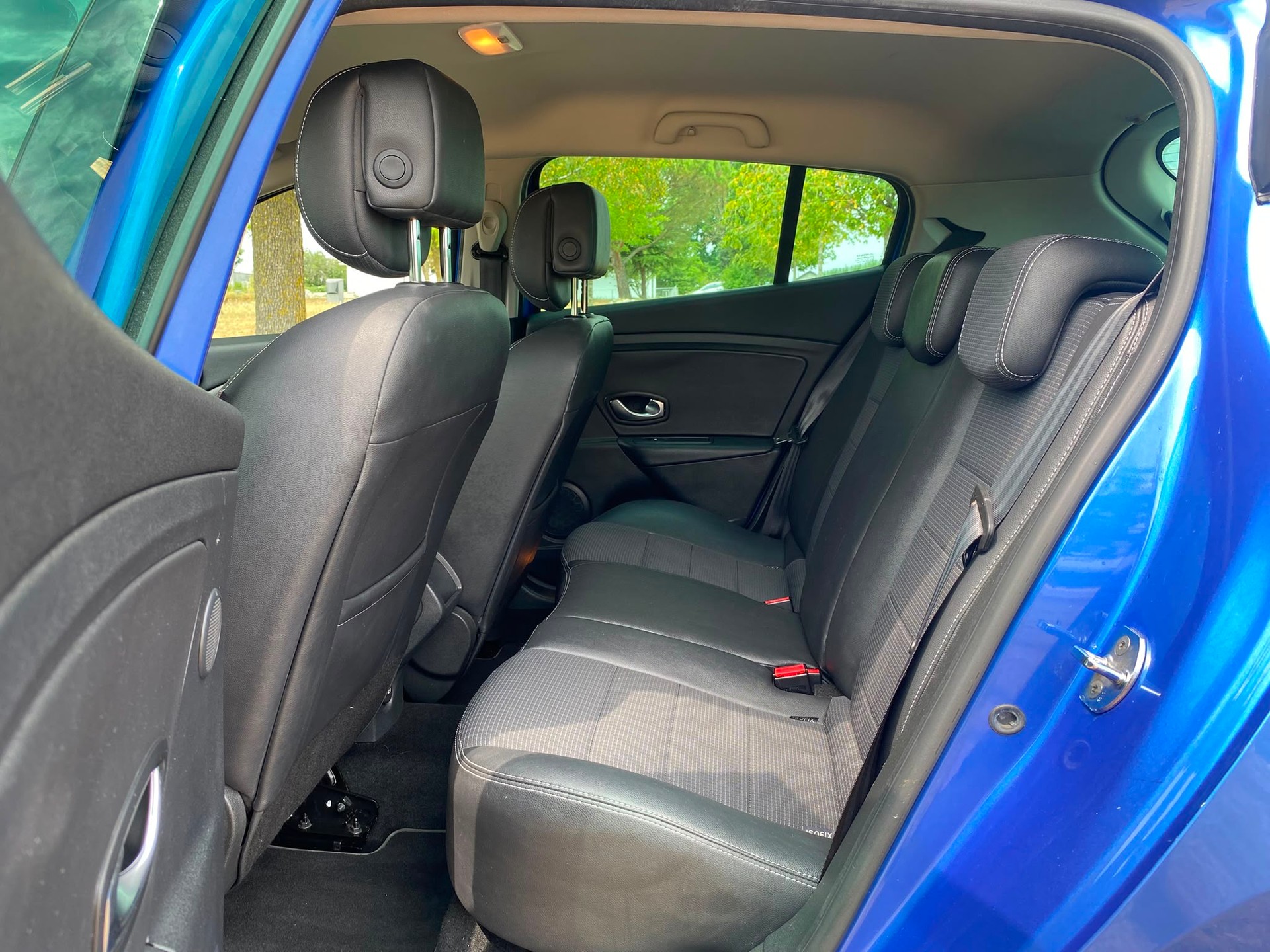 RENAULT Mégane 2.0 16V Turbo Privilège << écran cassé >>-image-20