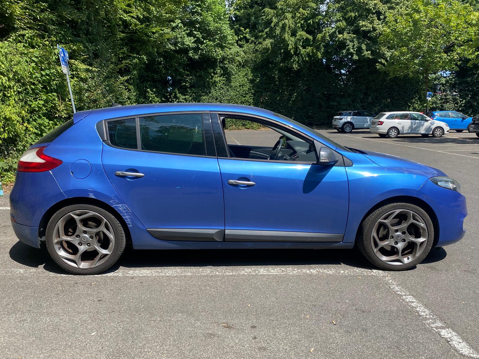 RENAULT Mégane 2.0 16V Turbo Privilège-image-6